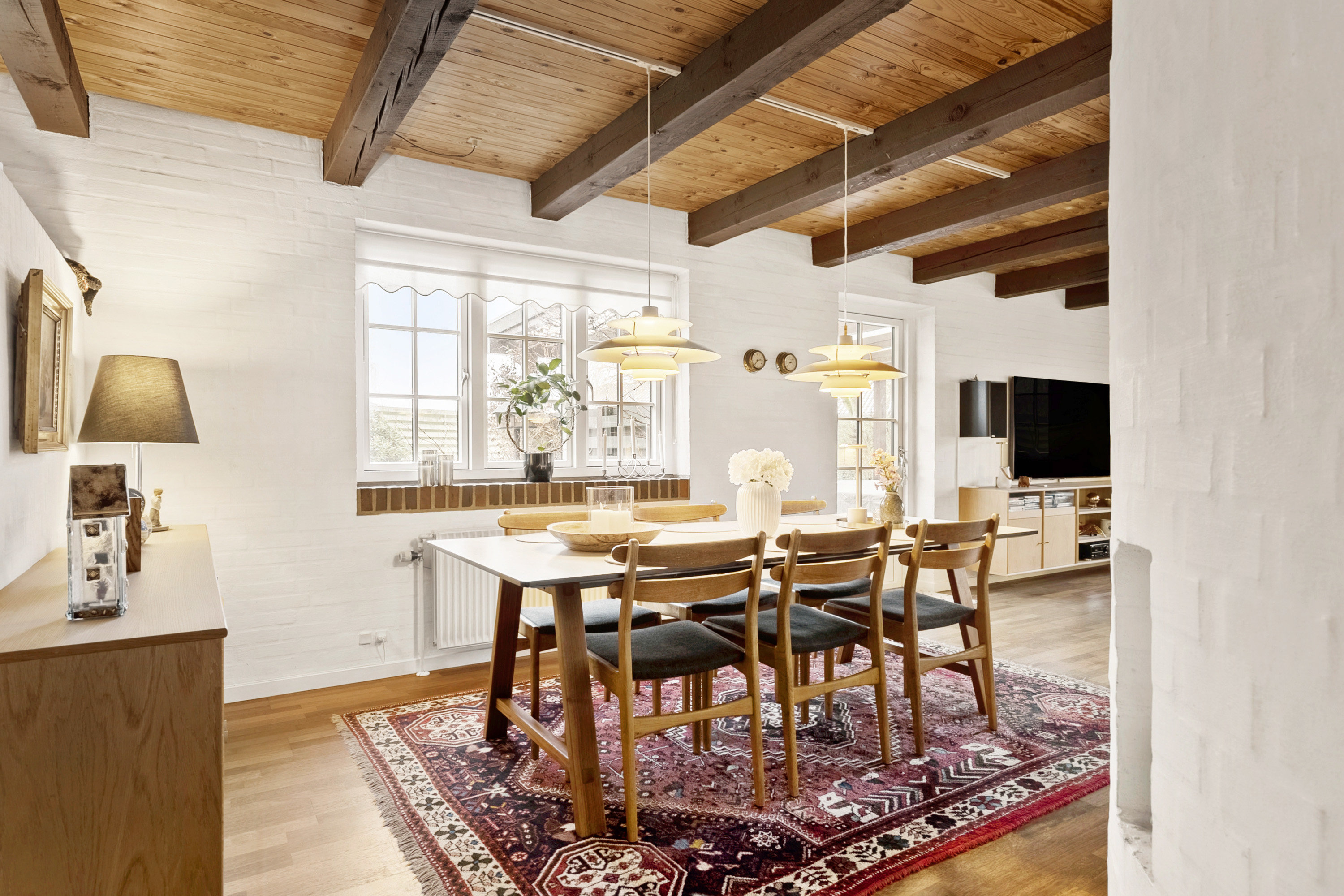 Fremhævet spisestue billede i fuldskærmstilstand. Billede af Kærnehøjvej 106, Højby, 5260 Odense S