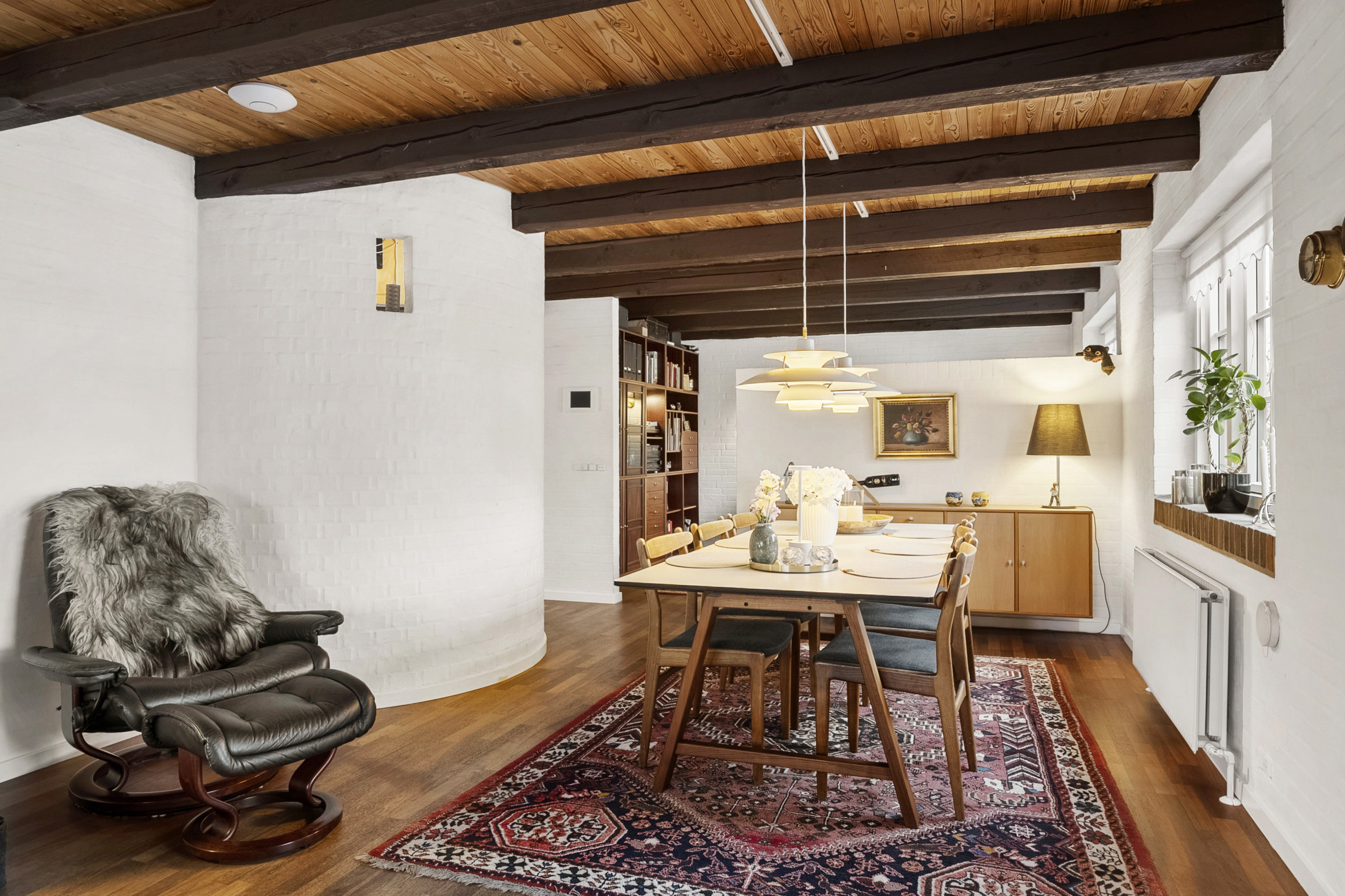 Fremhævet spisestue billede i fuldskærmstilstand. Billede af Kærnehøjvej 106, Højby, 5260 Odense S