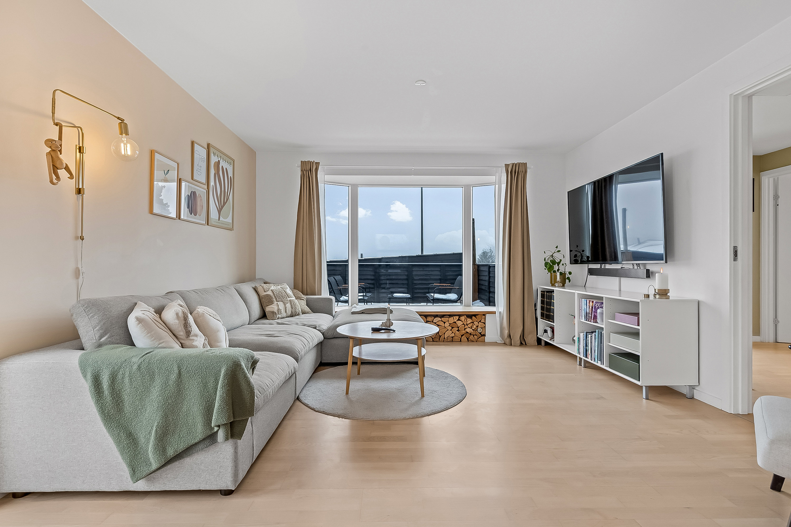 Fremhævet stue billede i fuldskærmstilstand. Billede af Vindingvej 73, Vinding, 7100 Vejle