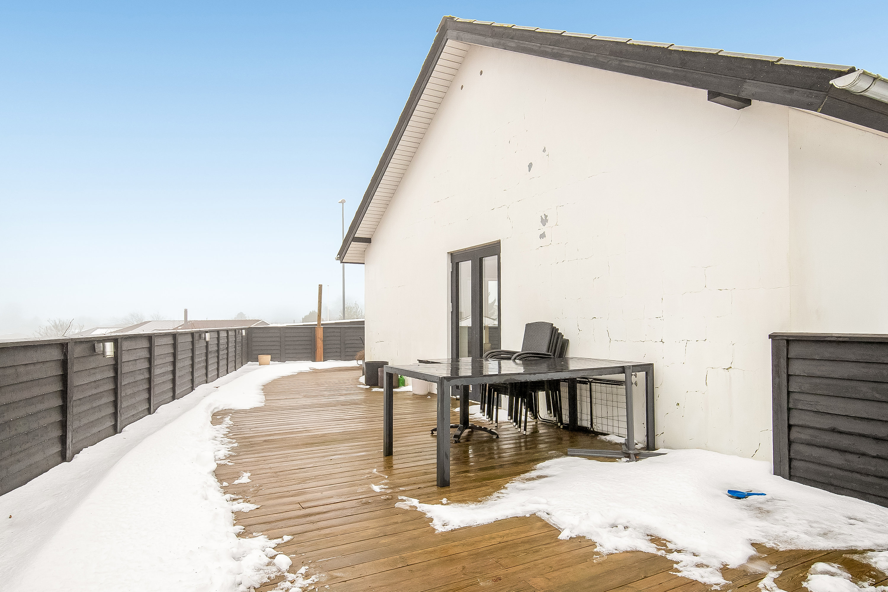 Fremhævet terrasse billede i fuldskærmstilstand. Billede af Vindingvej 73, Vinding, 7100 Vejle