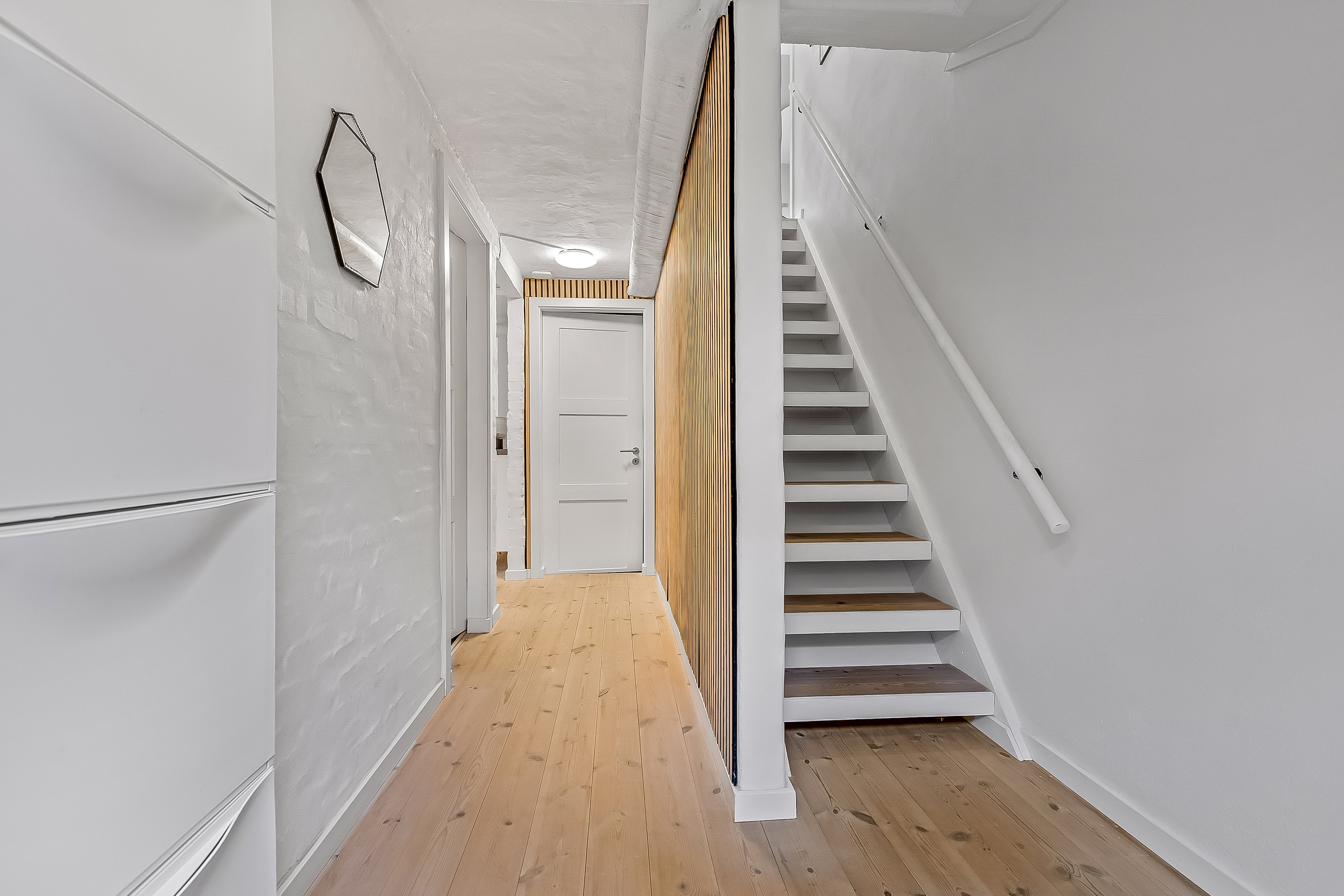 Fremhævet gang billede i fuldskærmstilstand. Billede af Vindingvej 73, Vinding, 7100 Vejle