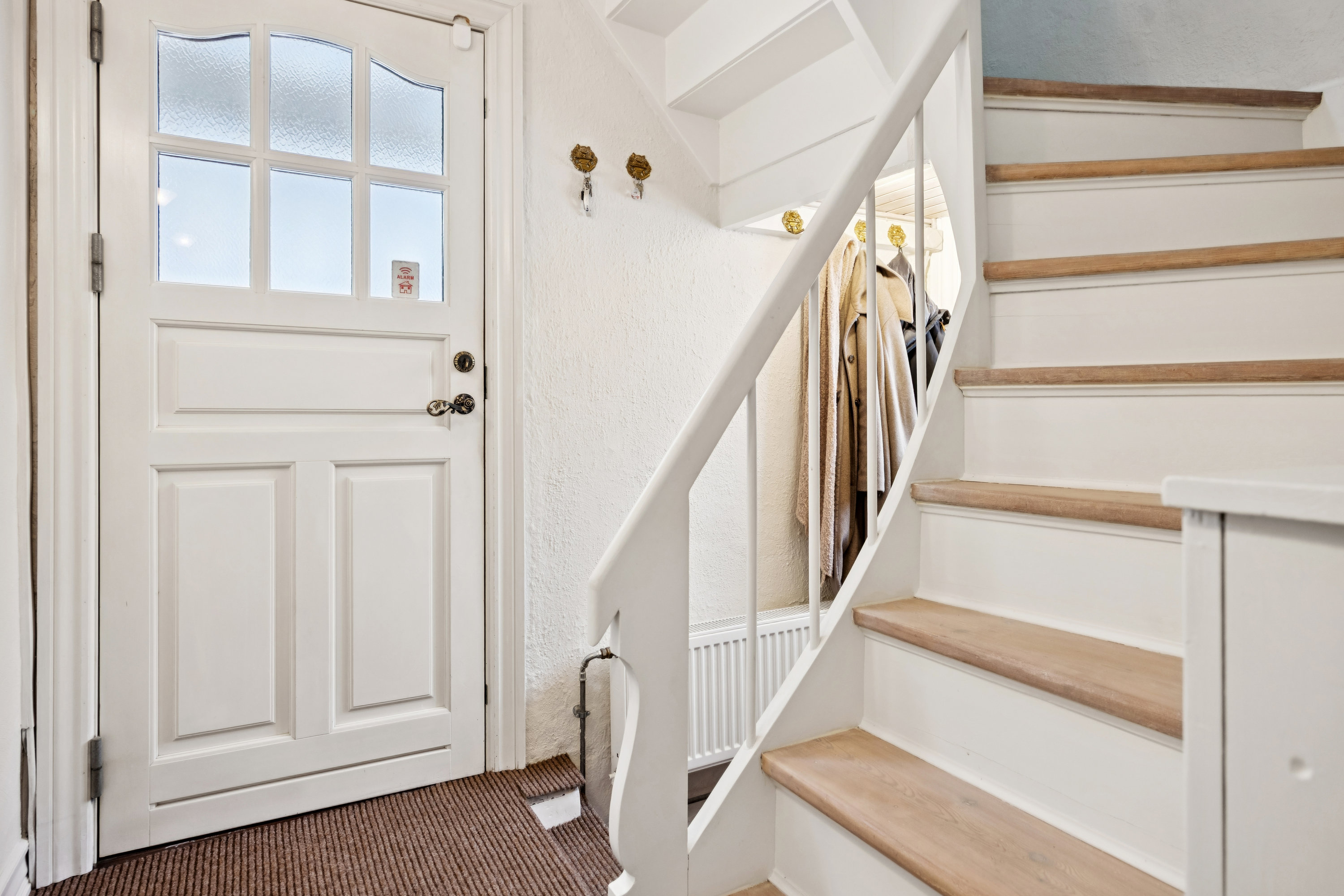 Fremhævet trappe billede i fuldskærmstilstand. Billede af Thistedvej 61, 9400 Nørresundby