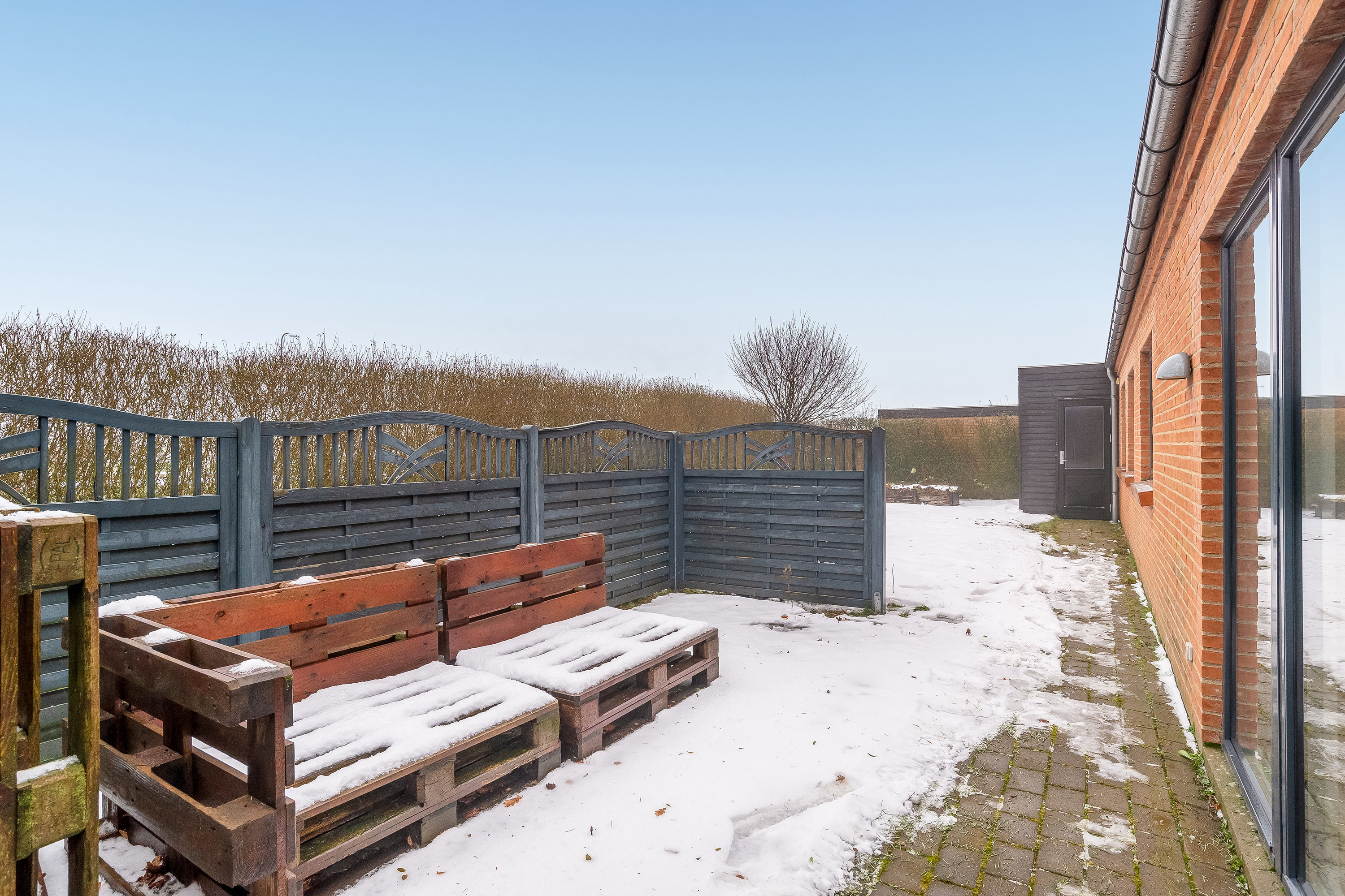 Fremhævet terrasse billede i fuldskærmstilstand. Billede af Under Egen 16, Halgårde, 7500 Holstebro