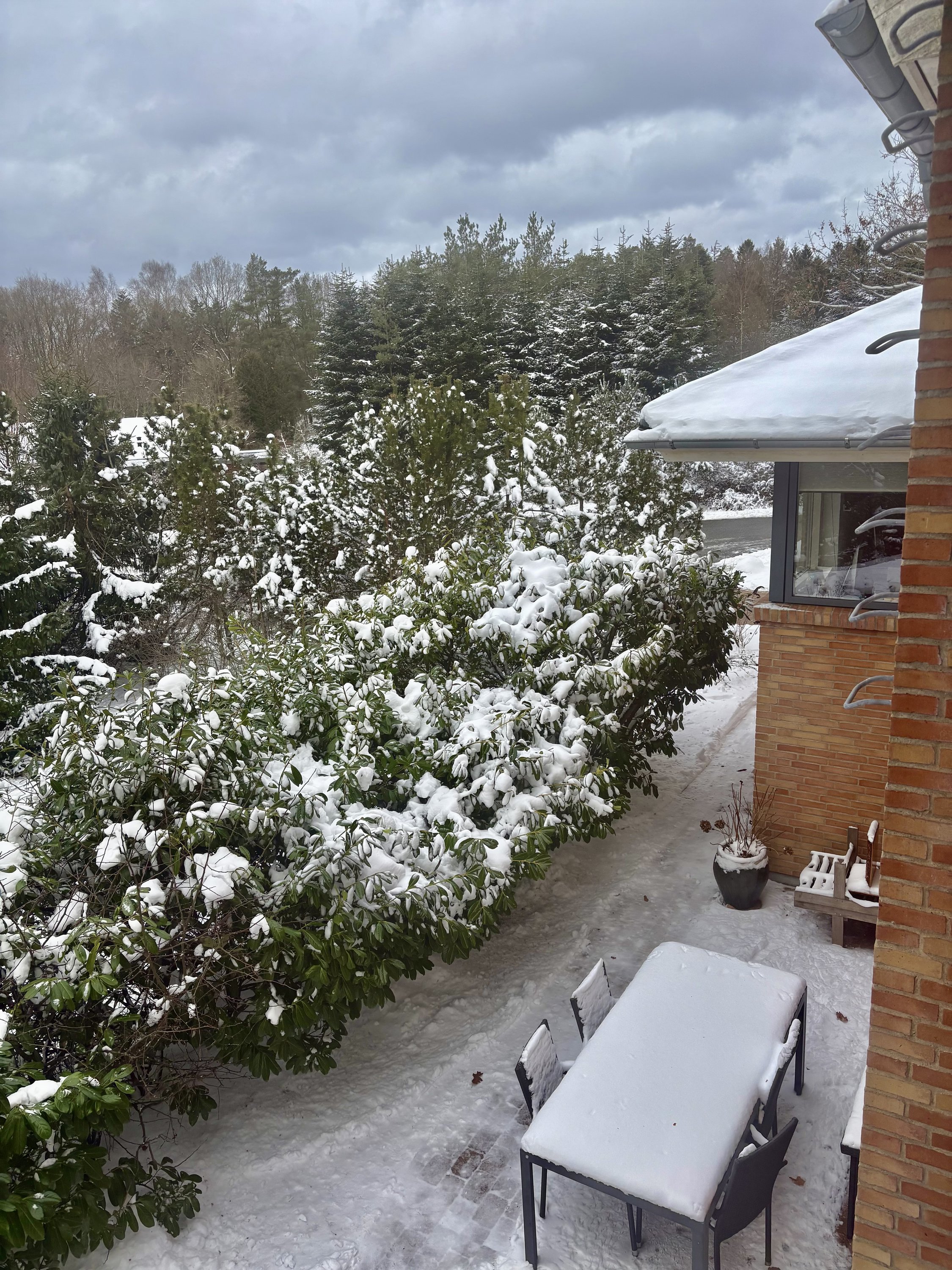 Fremhævet vinterbillede billede i fuldskærmstilstand. Billede af Holmekollen 8, Voervadsbro, 8660 Skanderborg