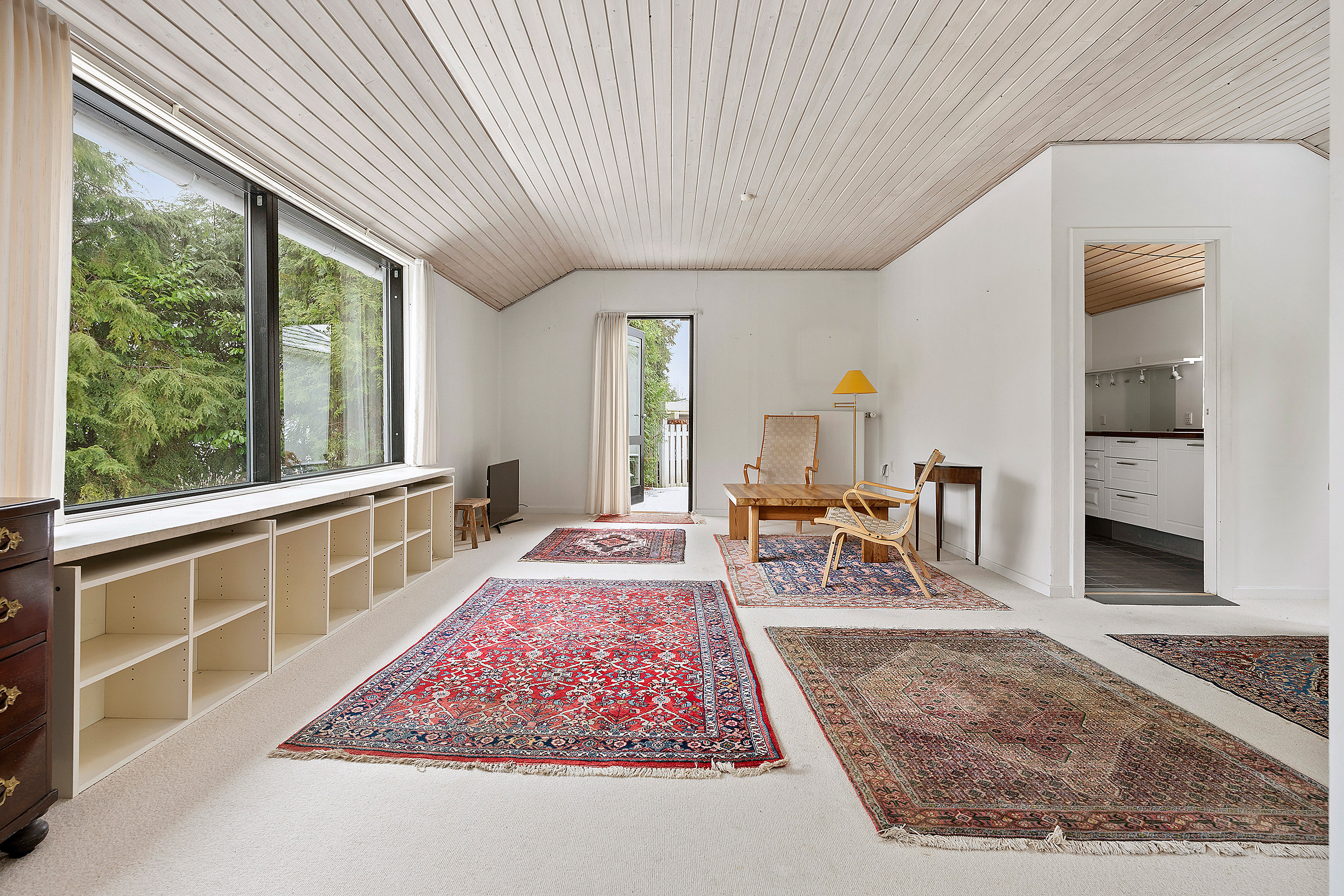 Fremhævet værelse billede i fuldskærmstilstand. Billede af Trørødgårdsvej 13, Trørød, 2950 Vedbæk