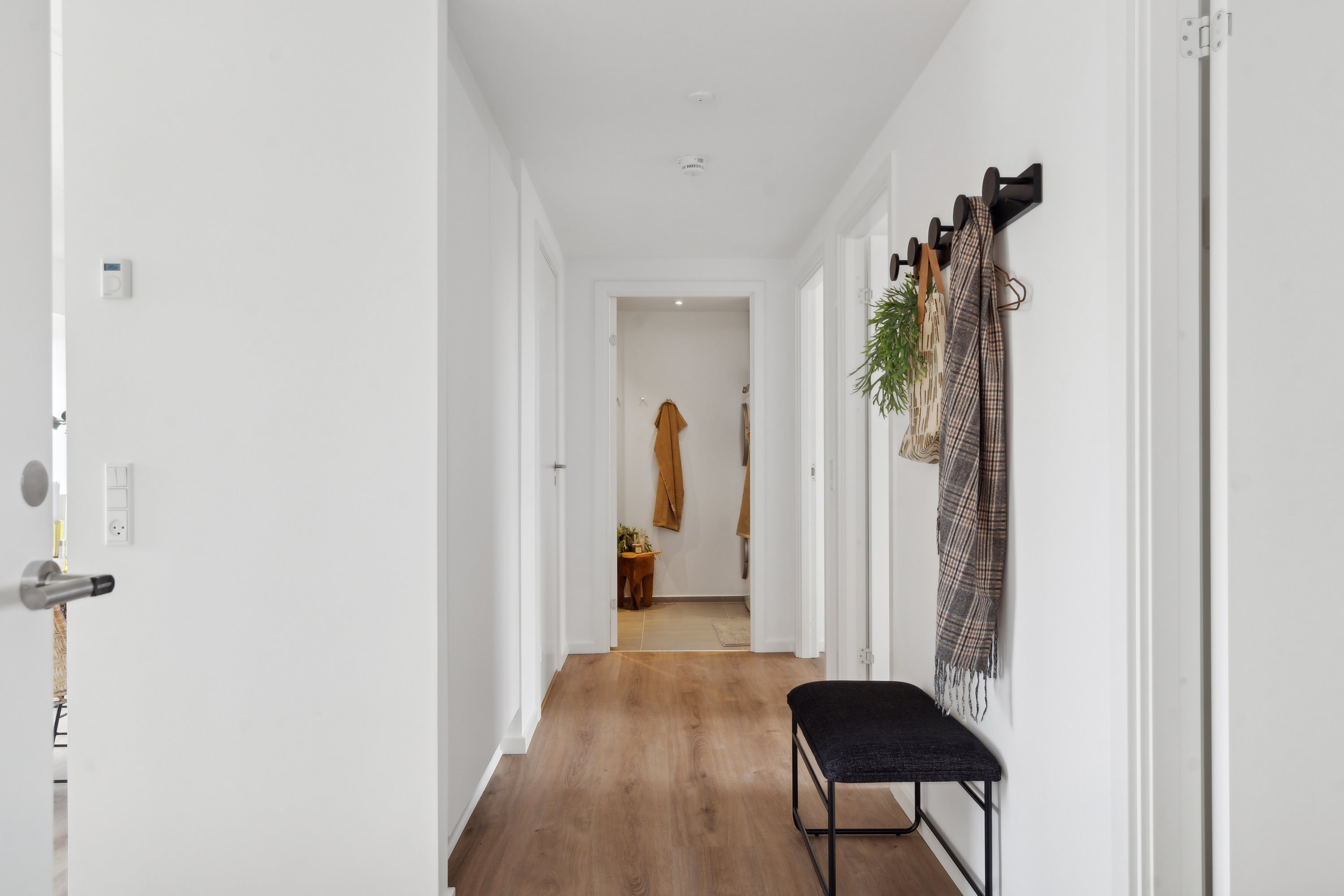 Fremhævet gang billede i fuldskærmstilstand. Billede af Midgårdsvej 6, 2. tv., Bolbro, 5200 Odense V