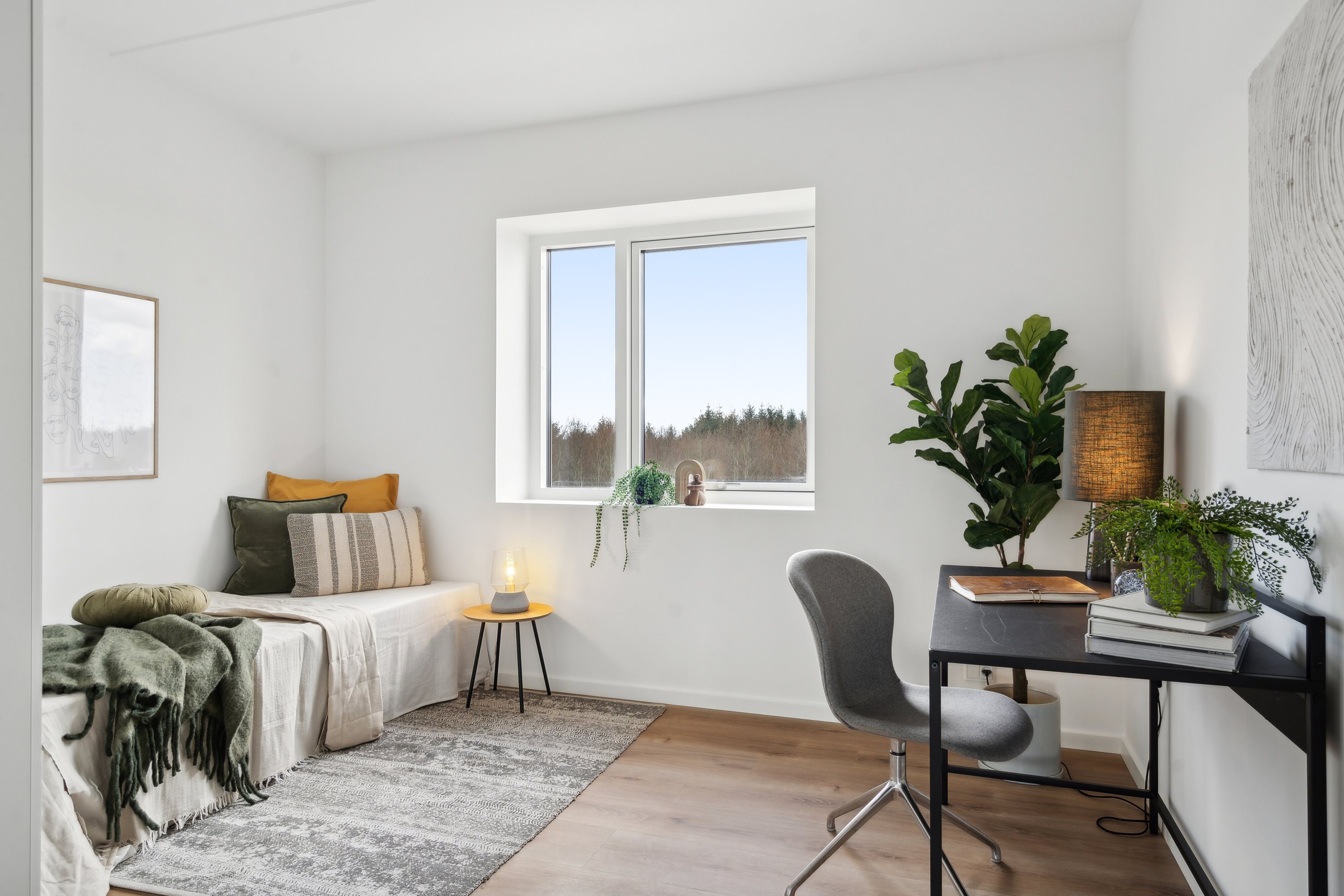 Fremhævet værelse billede i fuldskærmstilstand. Billede af Asgårdsvej 36, st.. th., Højstrup, 5200 Odense V