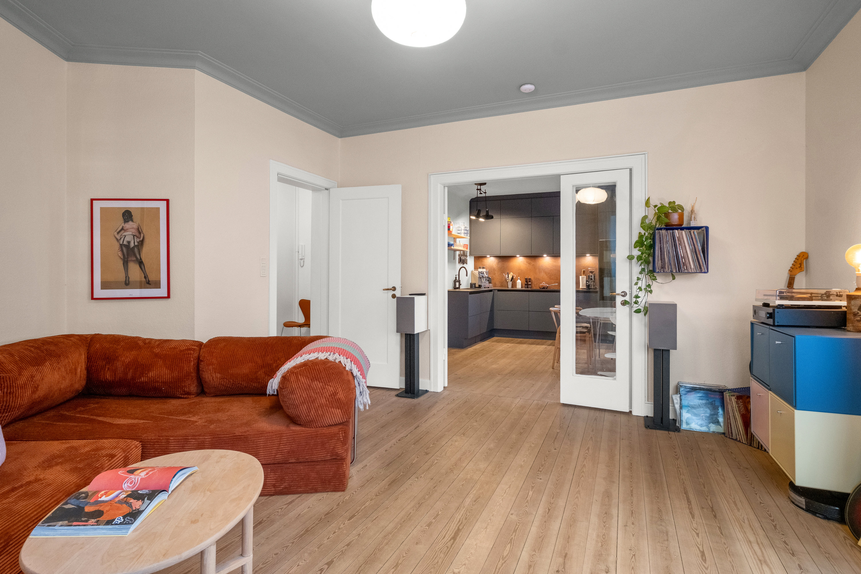 Fremhævet stue billede i fuldskærmstilstand. Billede af Harald Jensens Plads 21, st.. th., 8000 Aarhus C