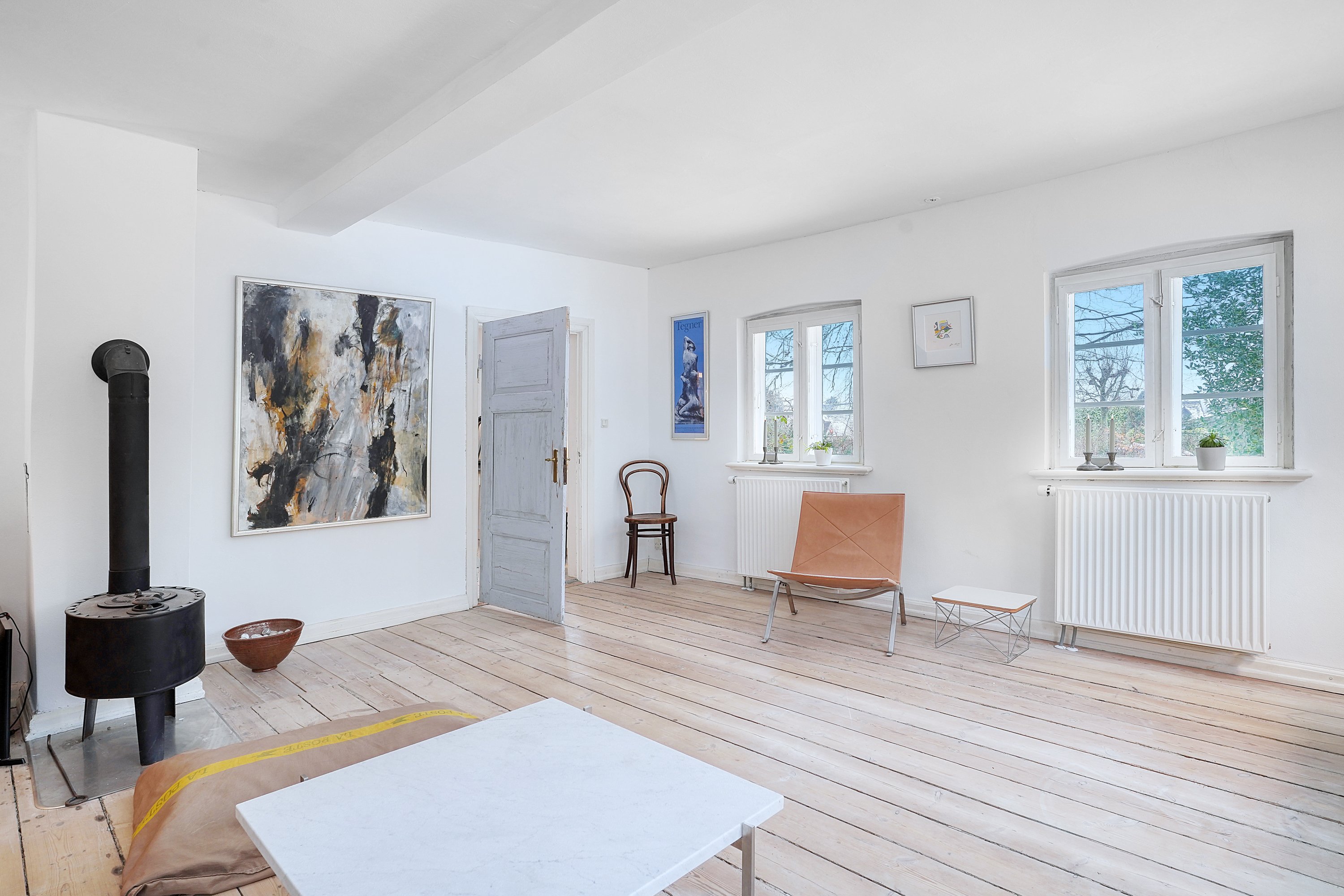 Fremhævet stue billede i fuldskærmstilstand. Billede af Olaf Poulsens Alle 2, 3480 Fredensborg