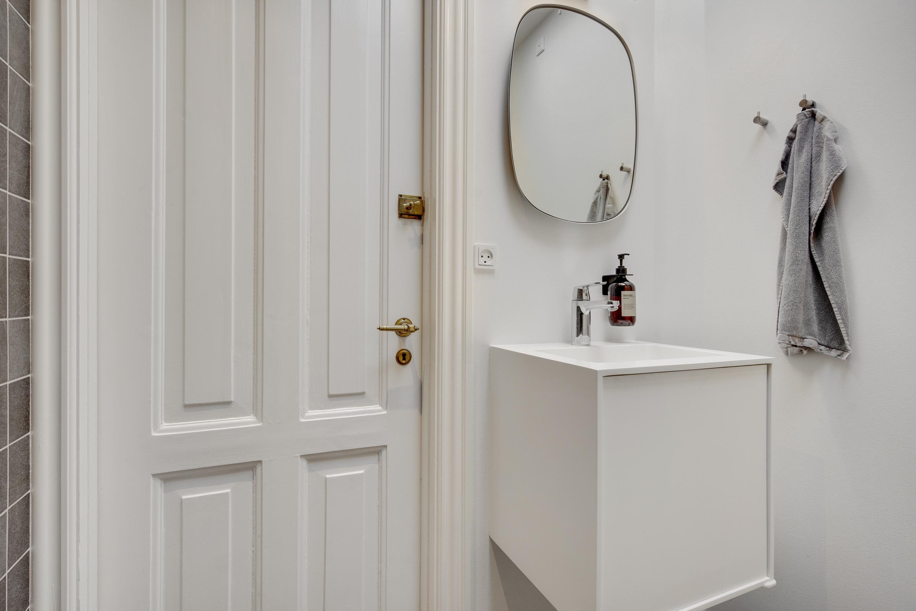 Fremhævet værelse billede i fuldskærmstilstand. Billede af Callisensvej 23, 2., 2900 Hellerup