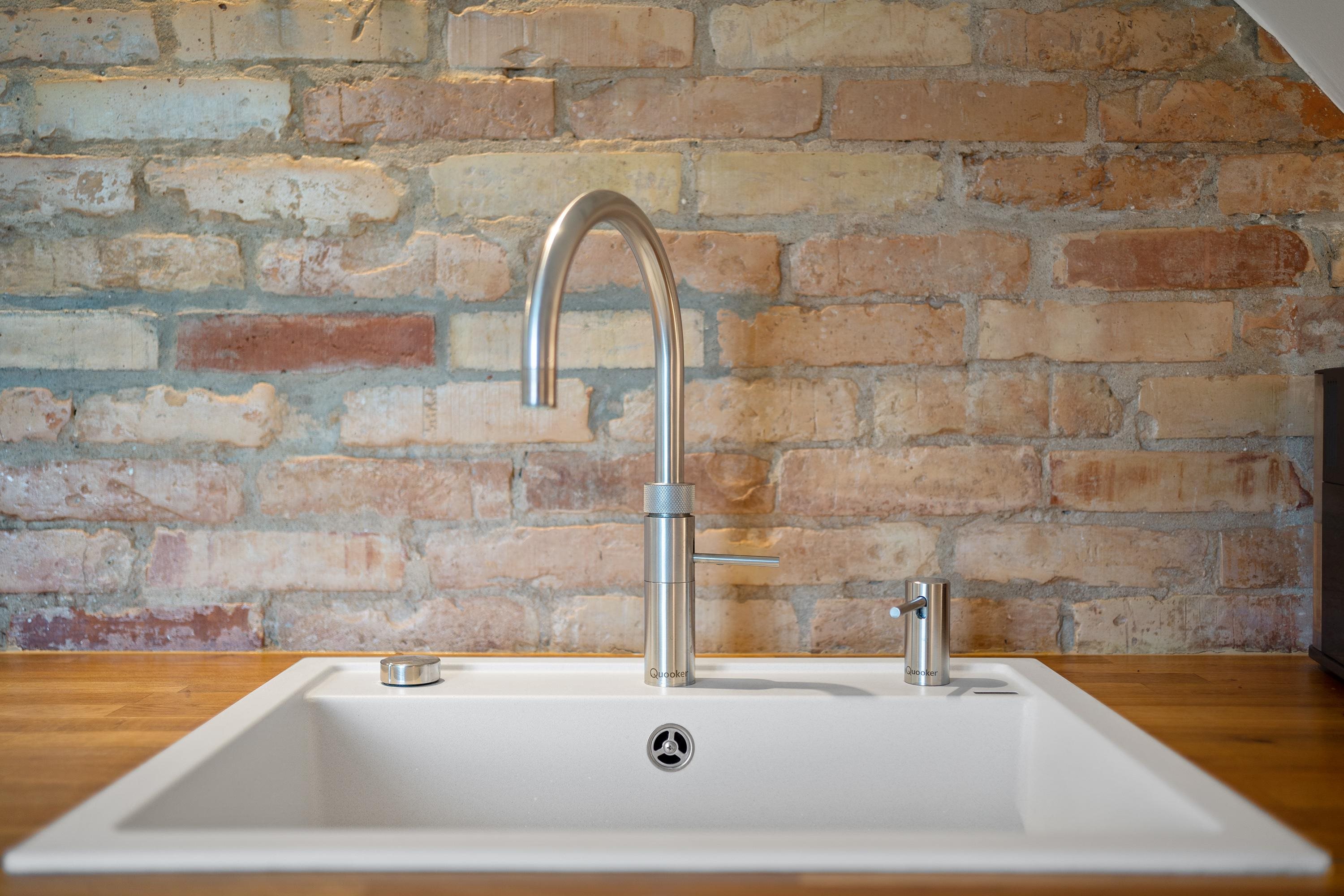 Fremhævet køkken billede i fuldskærmstilstand. Billede af Callisensvej 23, 2., 2900 Hellerup