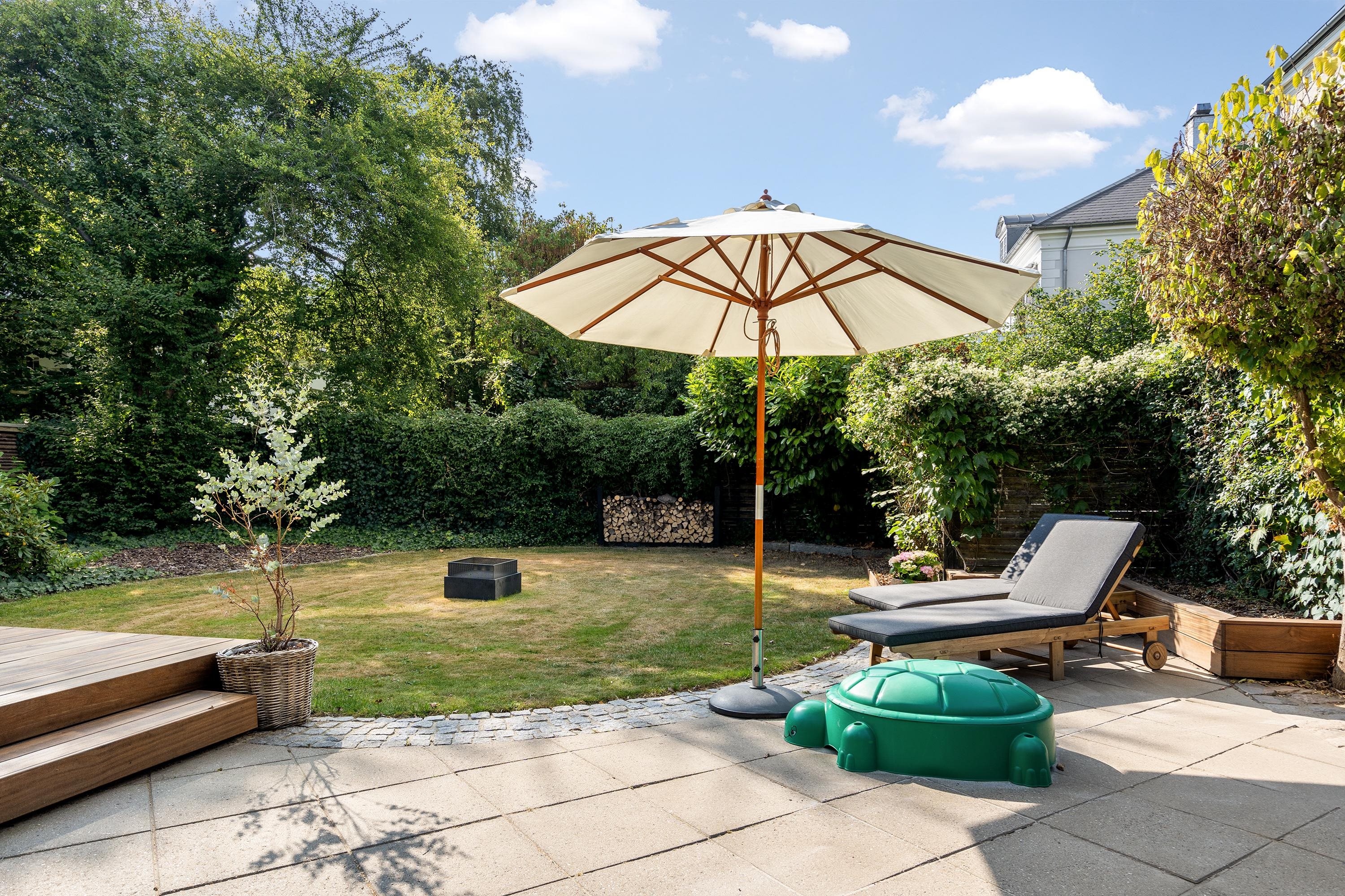 Fremhævet terrasse billede i fuldskærmstilstand. Billede af Callisensvej 23, 2., 2900 Hellerup