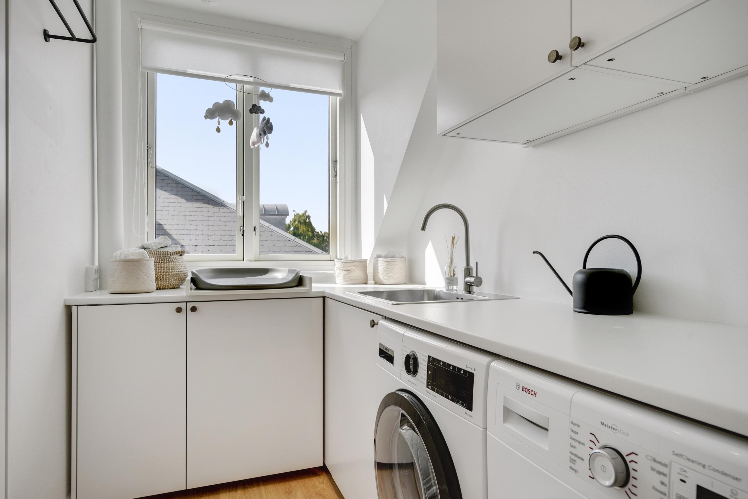 Fremhævet køkken billede i fuldskærmstilstand. Billede af Callisensvej 23, 2., 2900 Hellerup