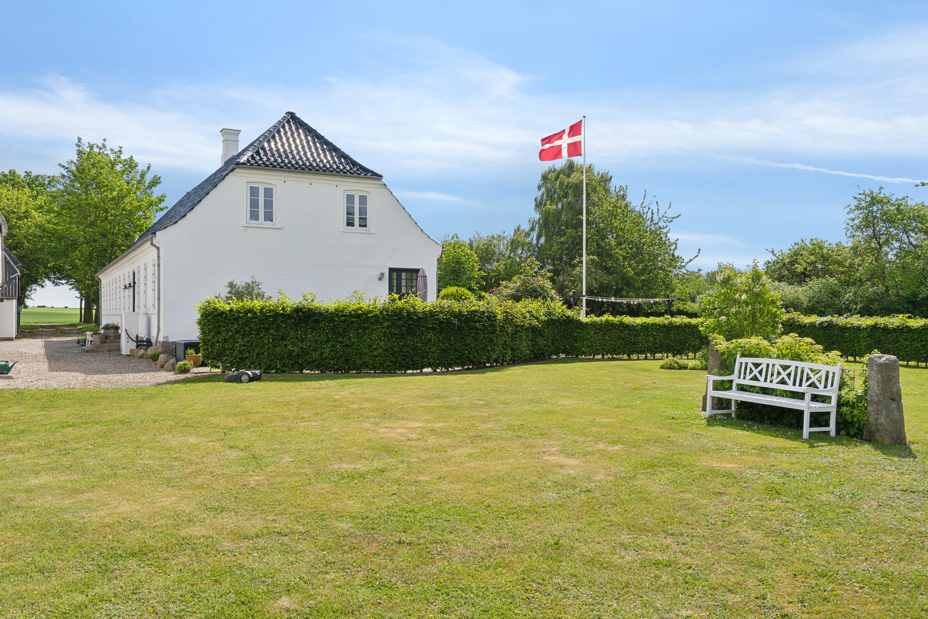 Fremhævet set fra haven billede i fuldskærmstilstand. Billede af Skerningegårdsvej 26, 5762 Vester Skerninge