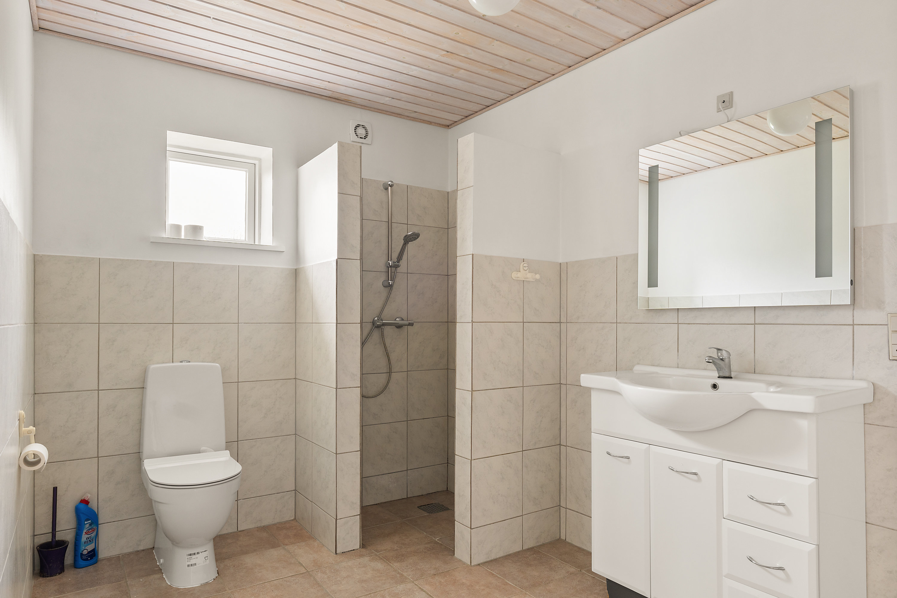 Fremhævet  billede i fuldskærmstilstand. Billede af Tværgade 6, Skrydstrup, 6500 Vojens