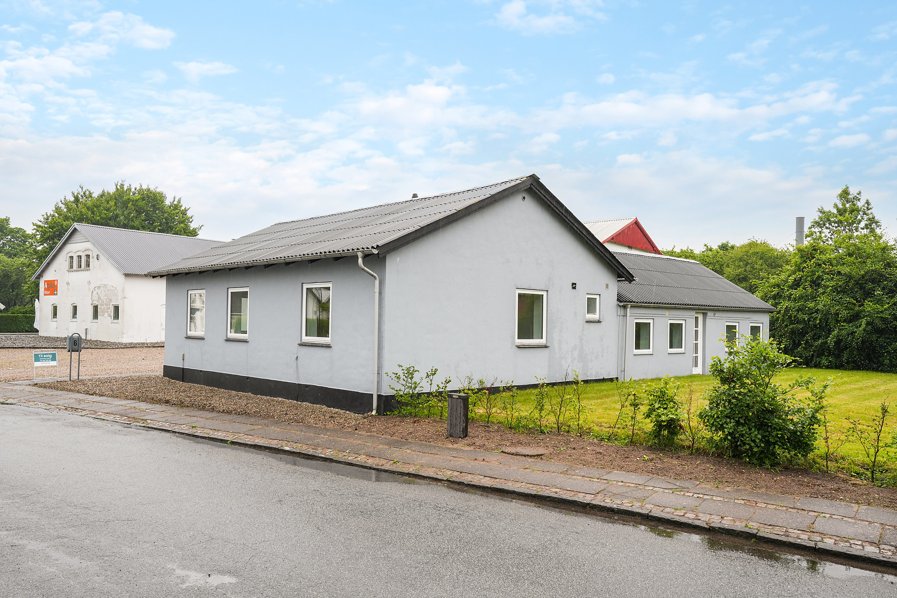 Fremhævet  billede i fuldskærmstilstand. Billede af Tværgade 6, Skrydstrup, 6500 Vojens