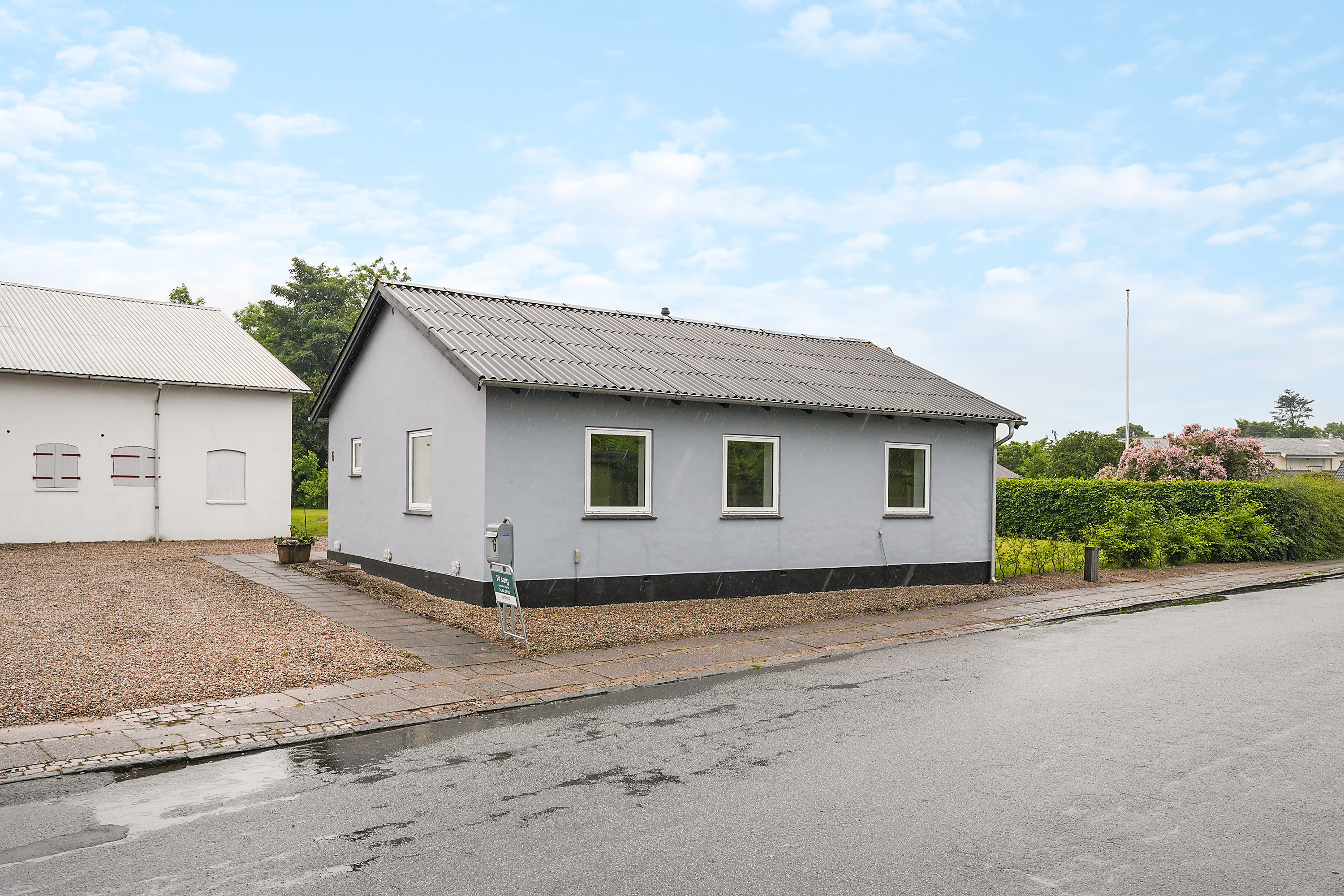 Fremhævet  billede i fuldskærmstilstand. Billede af Tværgade 6, Skrydstrup, 6500 Vojens