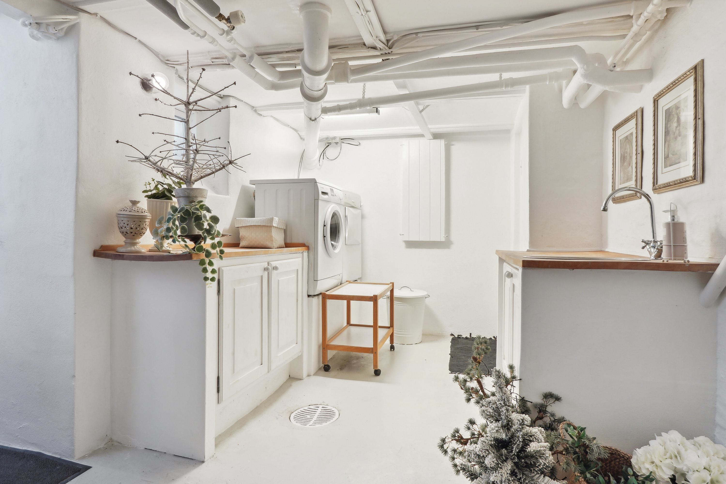 Fremhævet vaskerum billede i fuldskærmstilstand. Billede af Gammel Løkkensvej 8, 9800 Hjørring