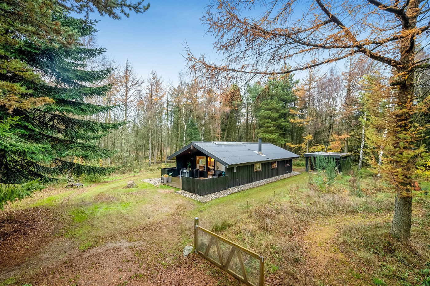 Fremhævet  billede i fuldskærmstilstand. Billede af Alrum 29, Stadil, 6980 Tim