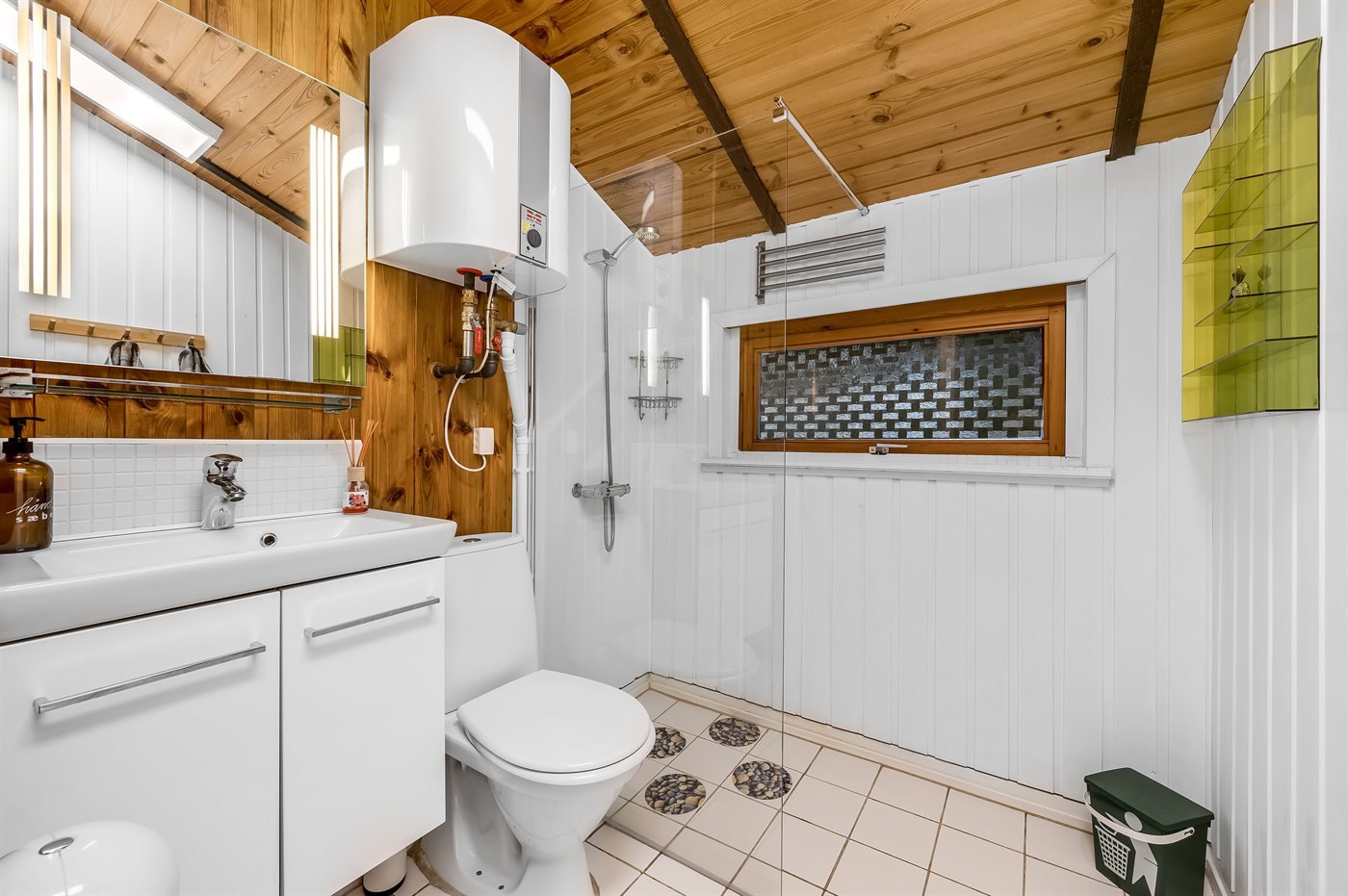 Fremhævet  billede i fuldskærmstilstand. Billede af Alrum 29, Stadil, 6980 Tim