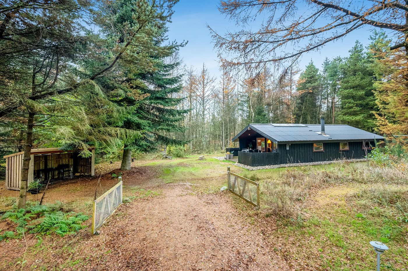 Fremhævet  billede i fuldskærmstilstand. Billede af Alrum 29, Stadil, 6980 Tim