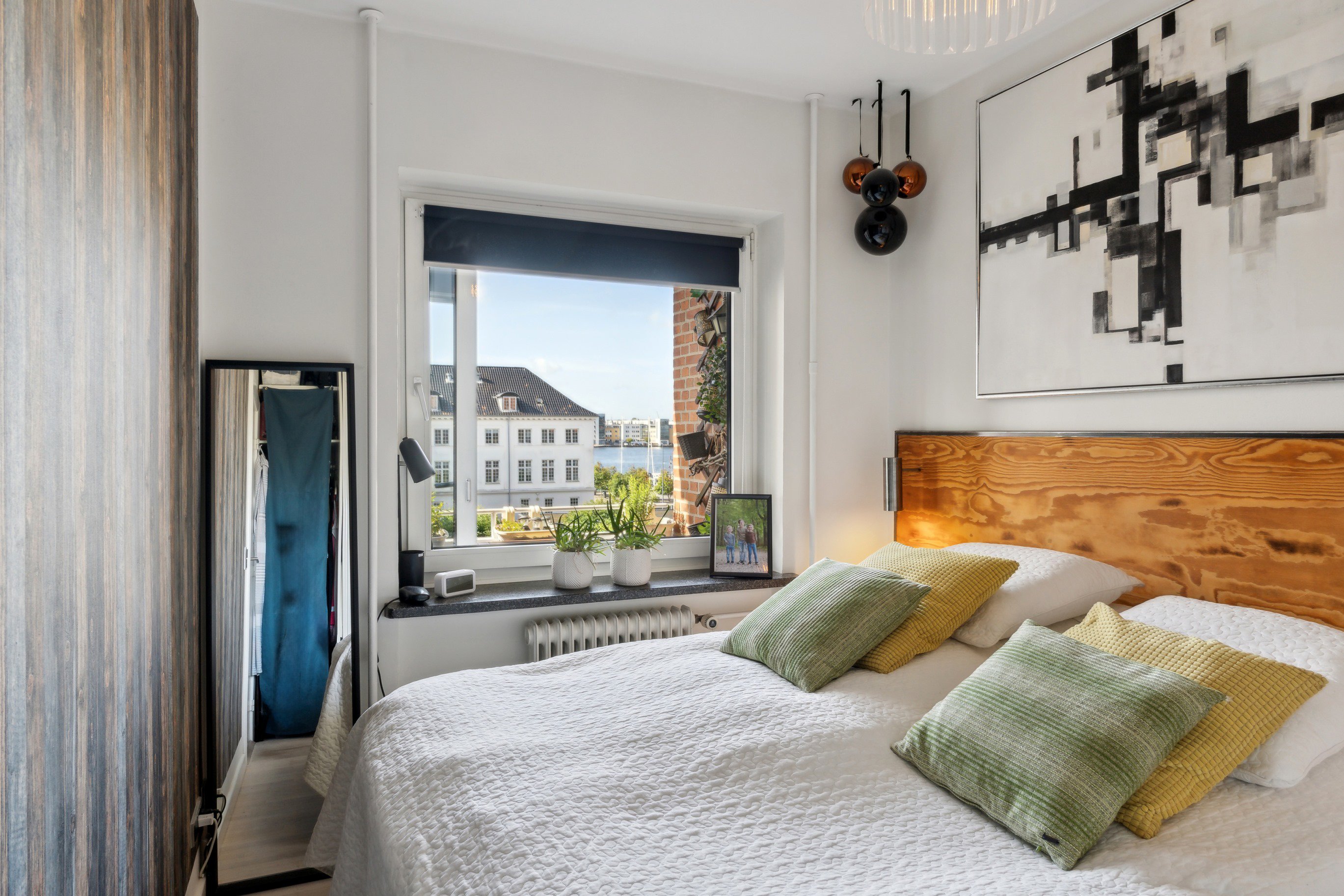 Fremhævet værelse billede i fuldskærmstilstand. Billede af Vesterbrogade 2A, 2. th., 9400 Nørresundby