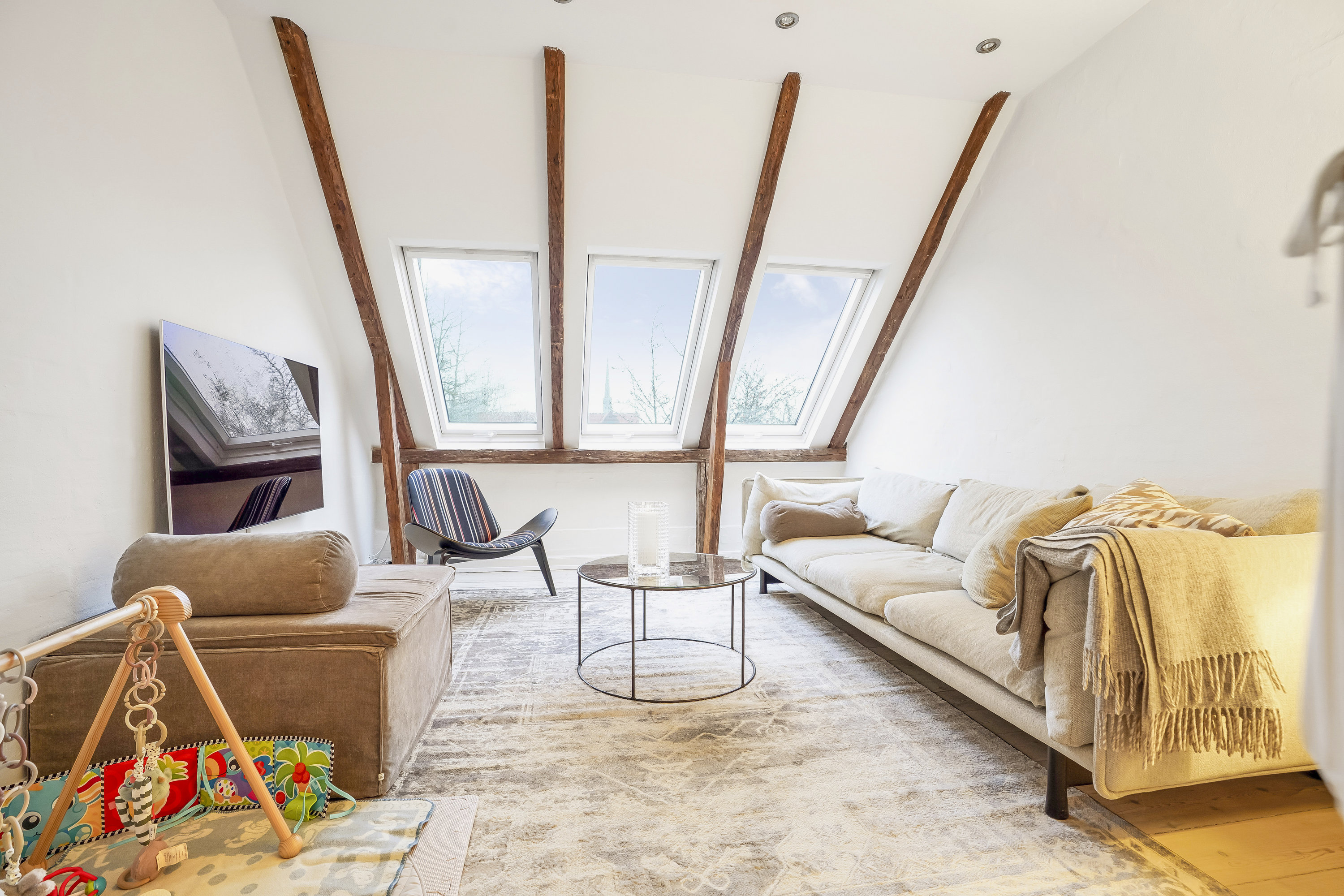 Miniaturebillede 1: stue. Billede af Kastanievej 12, 1., 5230 Odense M