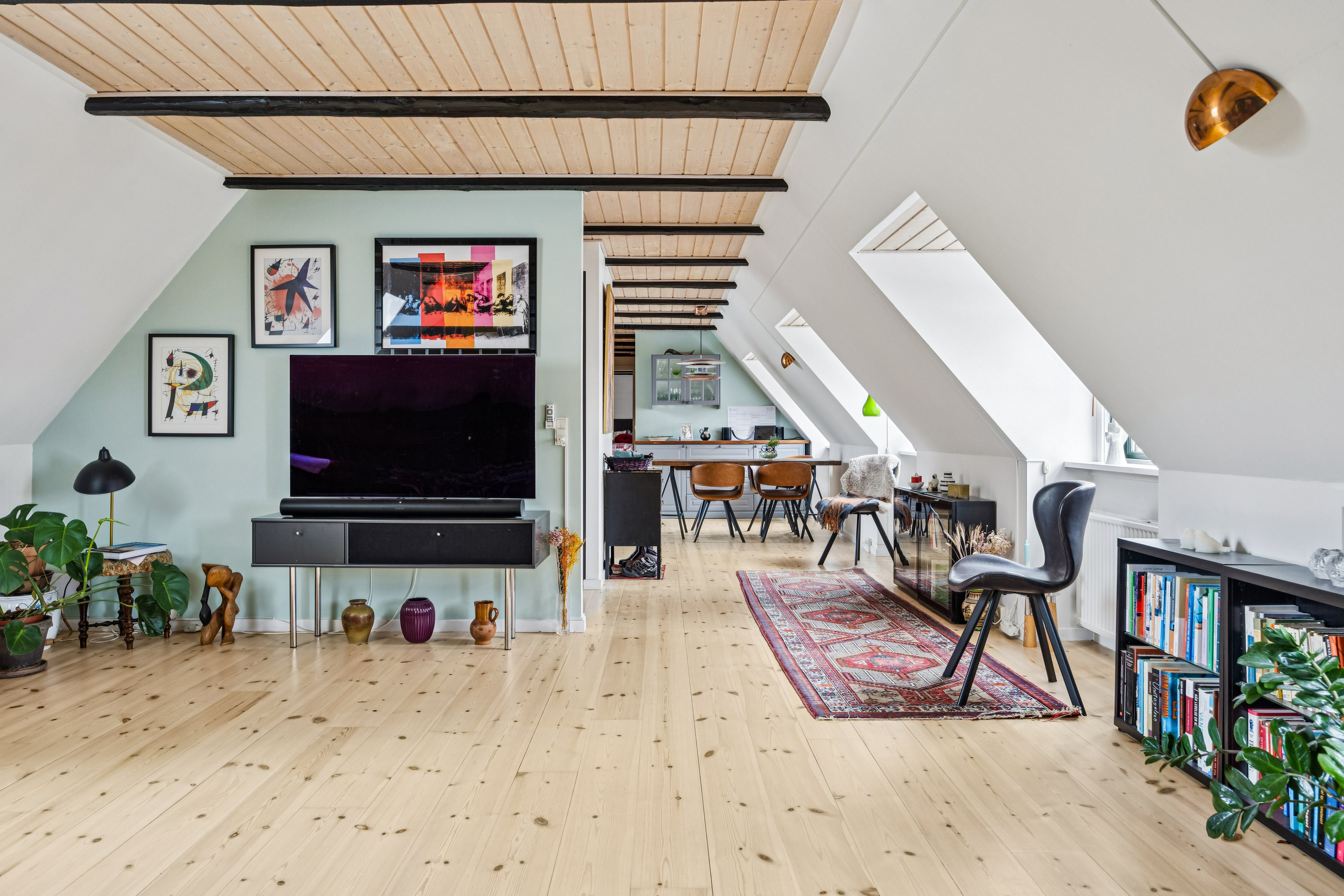 Fremhævet stue billede i fuldskærmstilstand. Billede af Sct Hansgade 24, 2., 4100 Ringsted