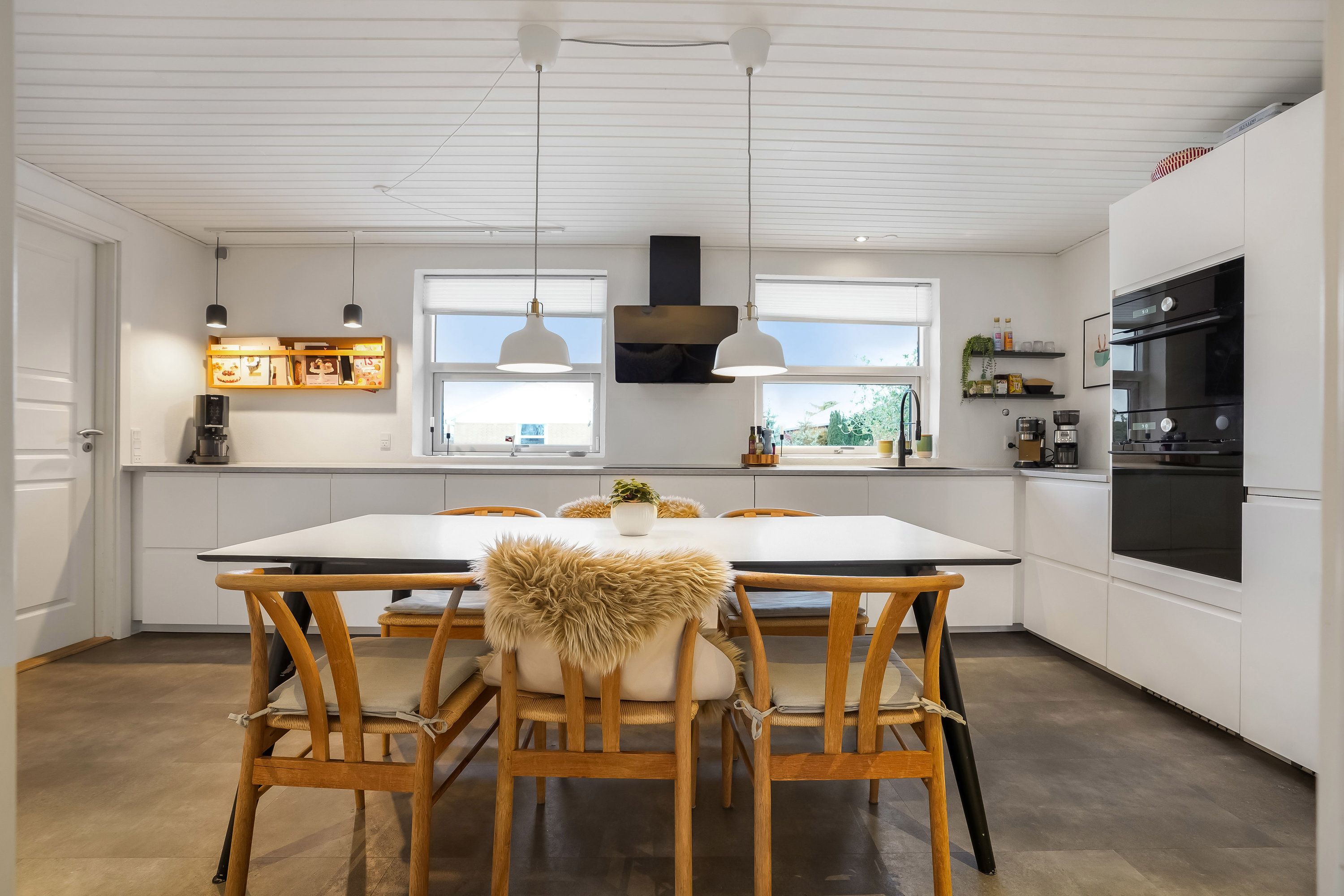 Fremhævet køkken billede i fuldskærmstilstand. Billede af Daltoften 113, Agedrup, 5320 Agedrup