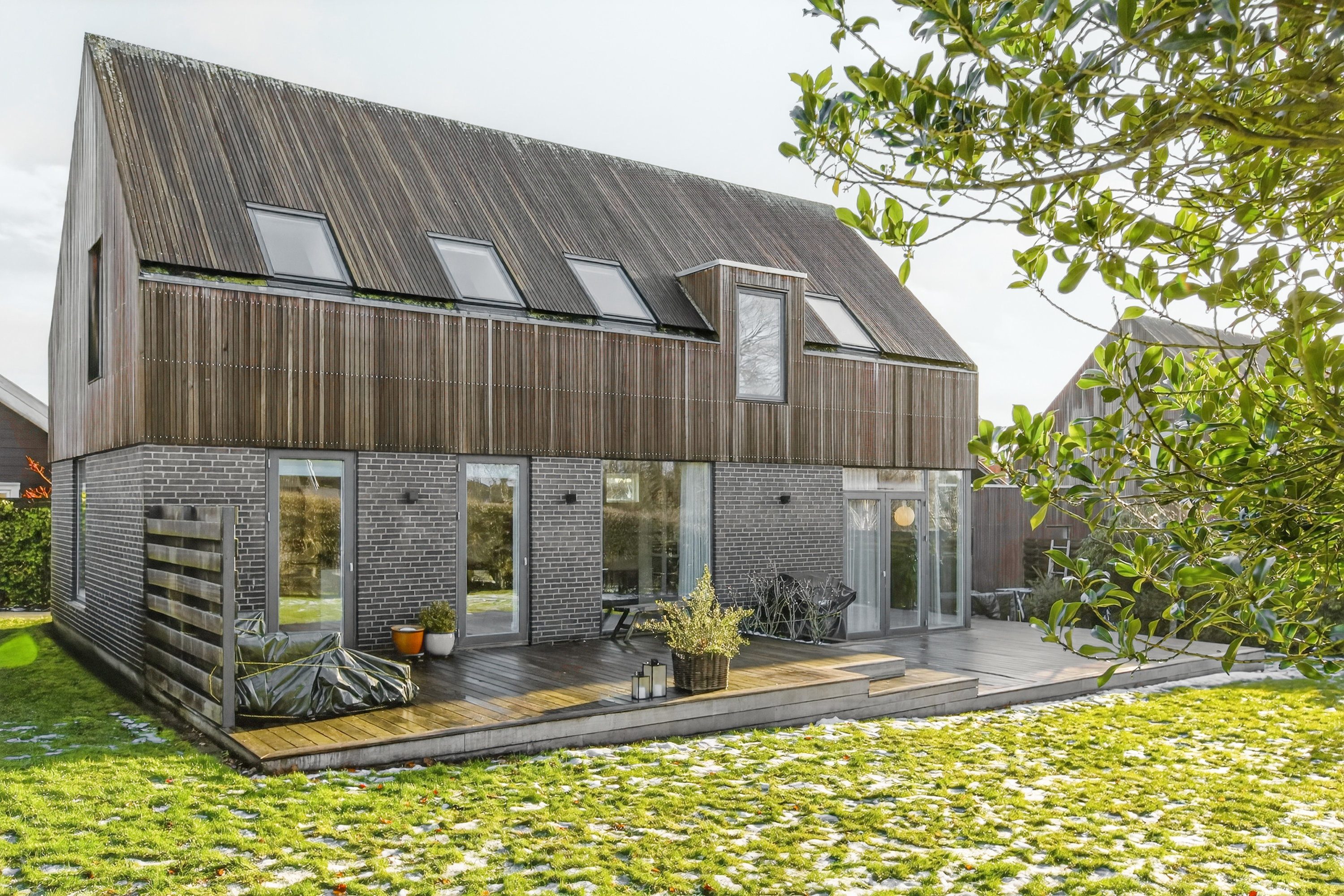 Fremhævet ude billede i fuldskærmstilstand. Billede af Tranemosevej 64, 2750 Ballerup