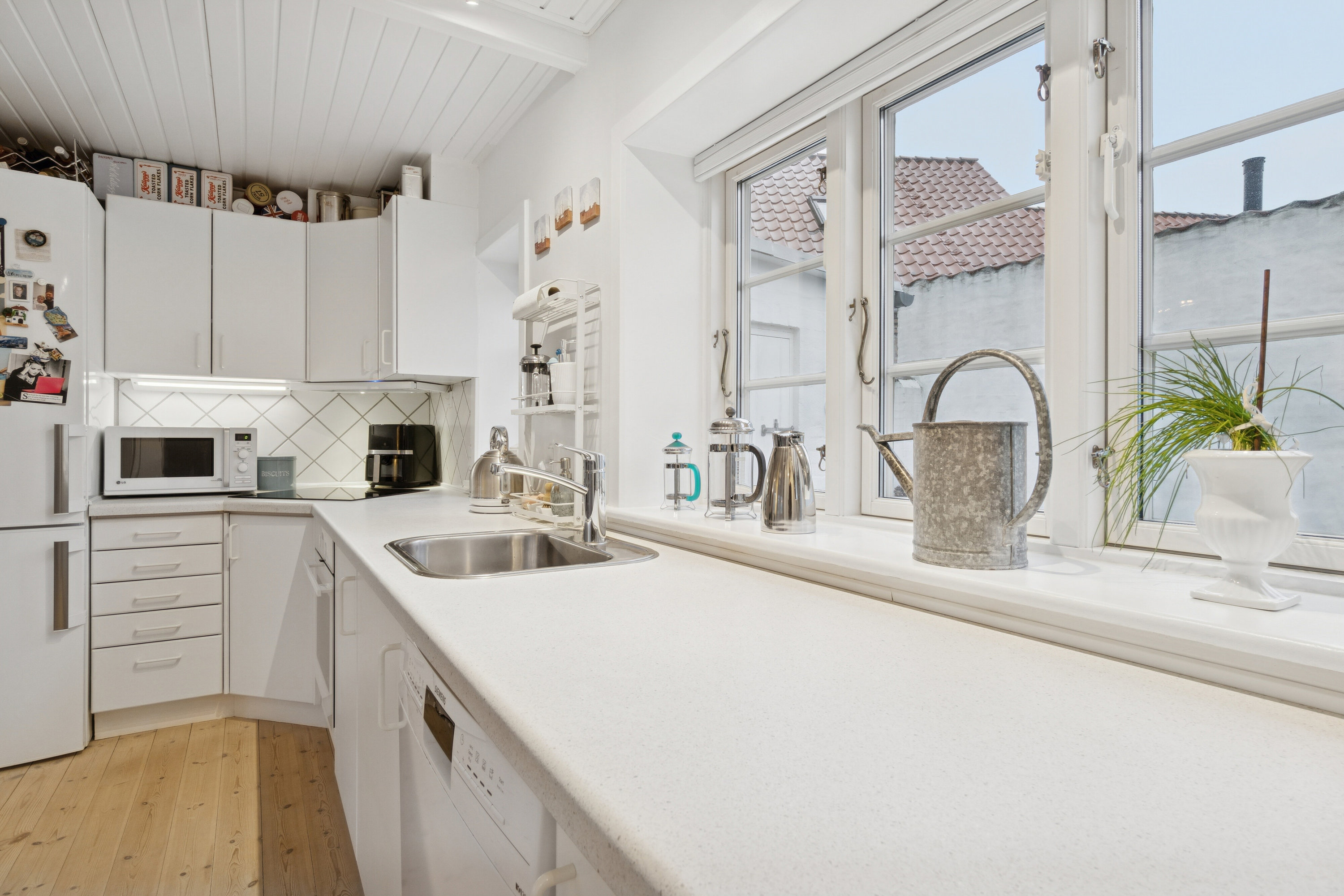 Fremhævet køkken billede i fuldskærmstilstand. Billede af Møllegade 32, 3700 Rønne