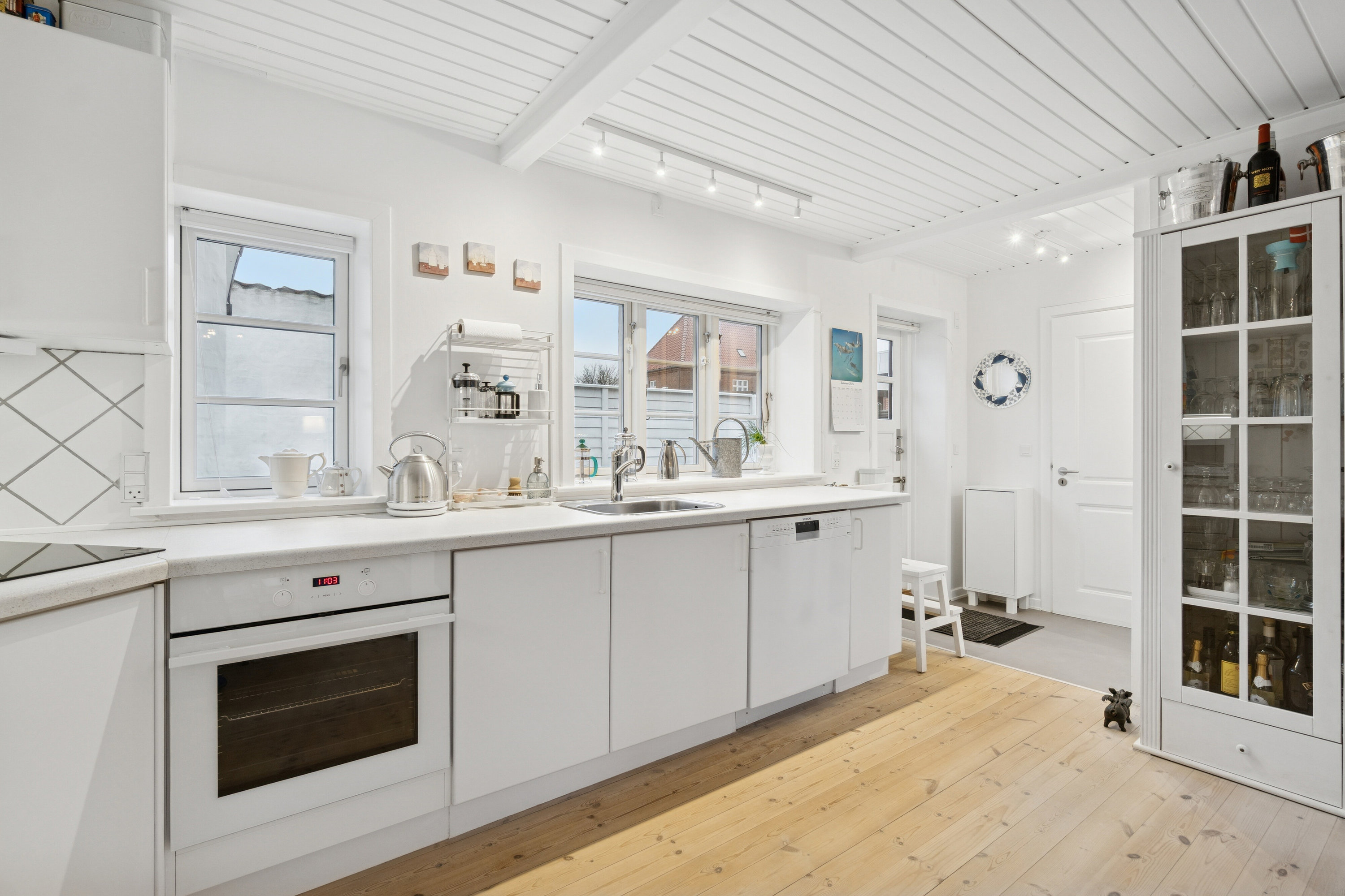 Fremhævet køkken billede i fuldskærmstilstand. Billede af Møllegade 32, 3700 Rønne