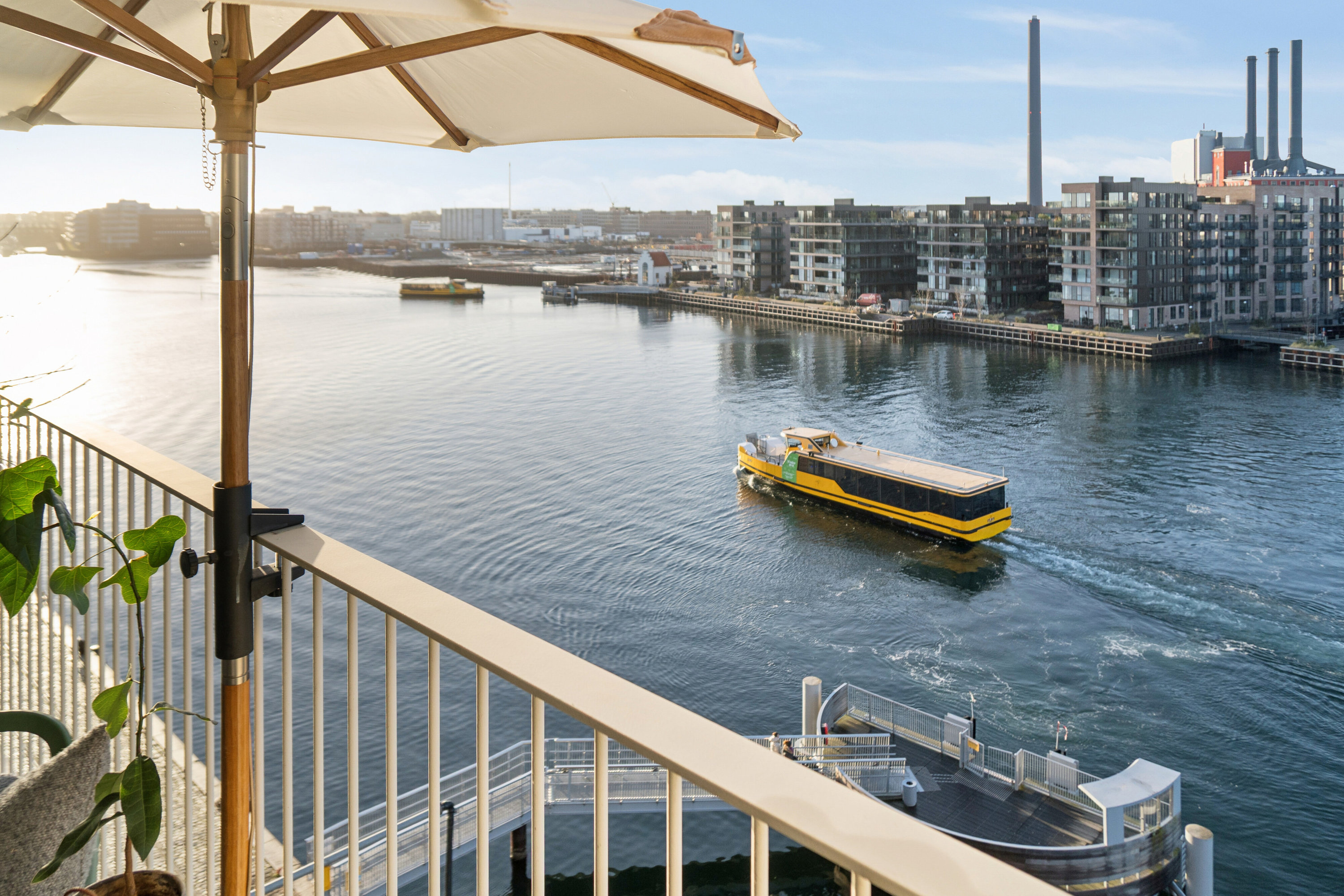 Miniaturebillede 1: udsigt. Billede af Islands Brygge 92, 5. 1., 2300 København S