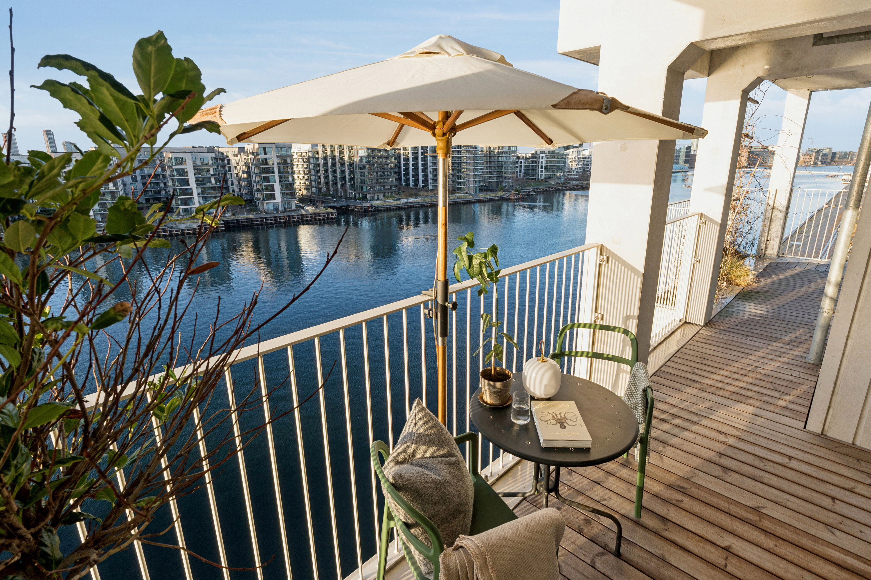 Miniaturebillede 2: altan. Billede af Islands Brygge 92, 5. 1., 2300 København S