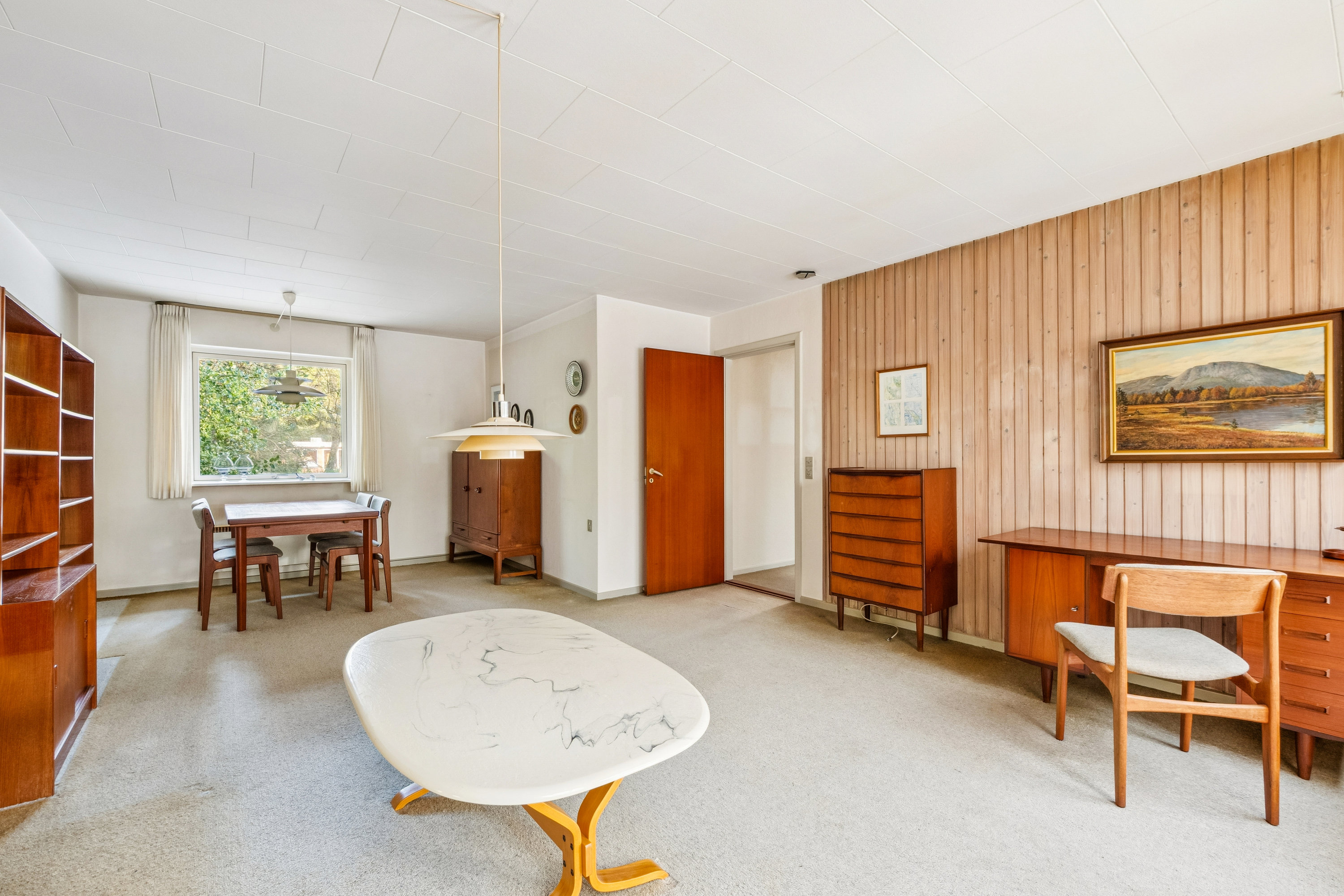 Fremhævet stue billede i fuldskærmstilstand. Billede af Lyngby Rønnevej 3, Ejerslev, 7900 Nykøbing M