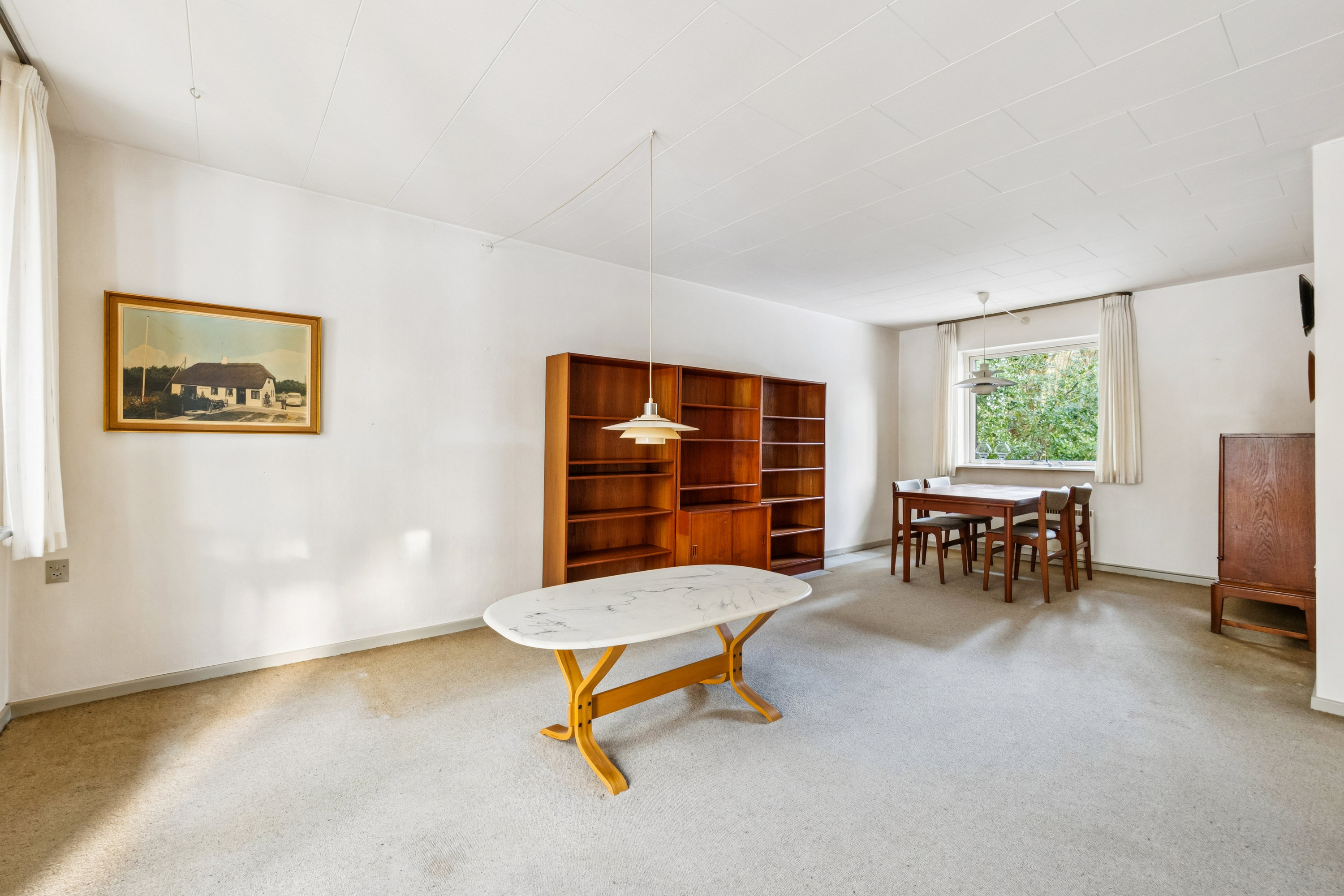 Fremhævet stue billede i fuldskærmstilstand. Billede af Lyngby Rønnevej 3, Ejerslev, 7900 Nykøbing M