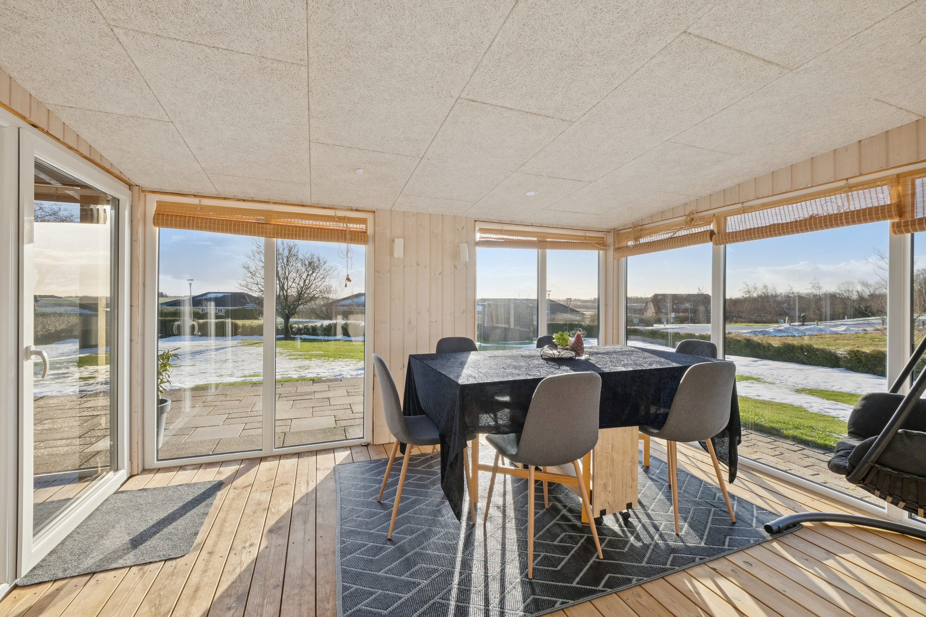 Fremhævet spisestue billede i fuldskærmstilstand. Billede af Søndermarken 2, 7752 Snedsted