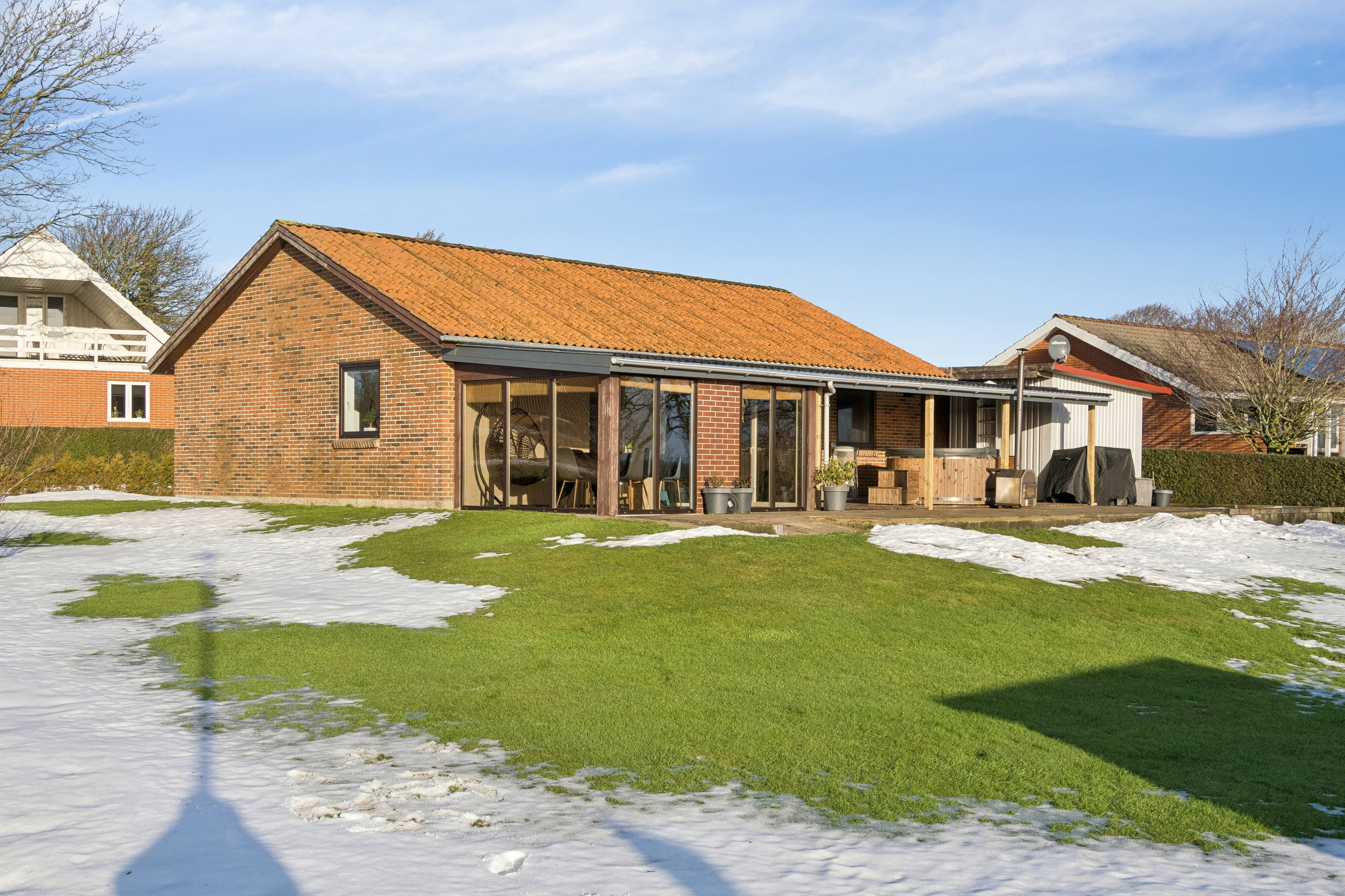 Miniaturebillede 1: set fra haven. Billede af Søndermarken 2, 7752 Snedsted