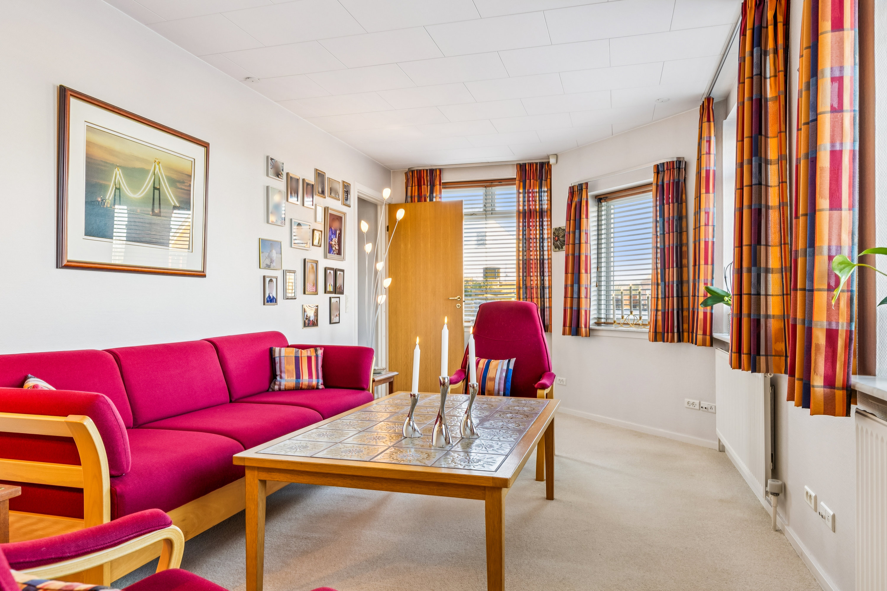 Fremhævet stue billede i fuldskærmstilstand. Billede af Ny Kirkevej 1A, 4450 Jyderup