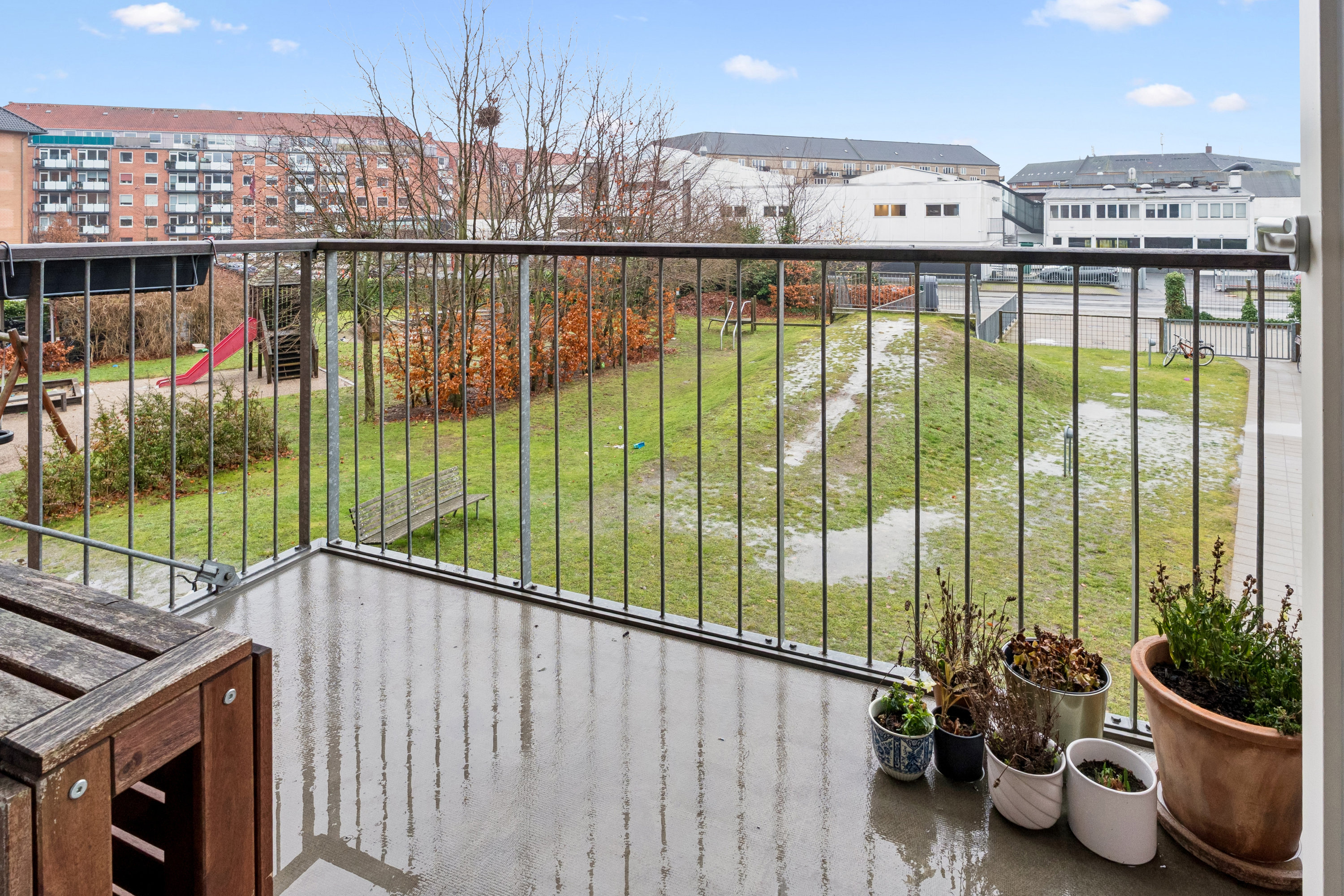 Miniaturebillede 1: altan. Billede af Venøgade 24, 1. mf., 2100 København Ø