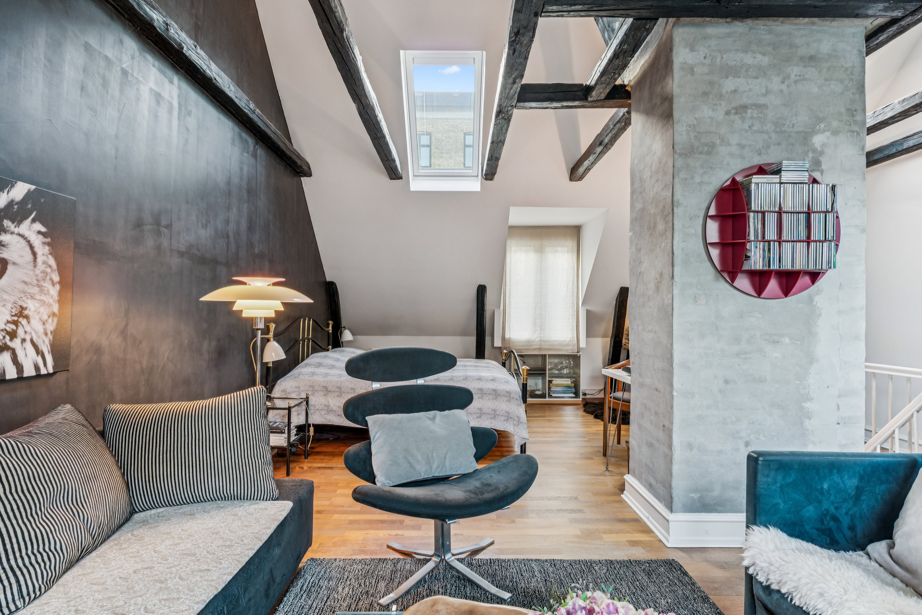 Fremhævet stue billede i fuldskærmstilstand. Billede af Webersgade 40, 2100 København Ø