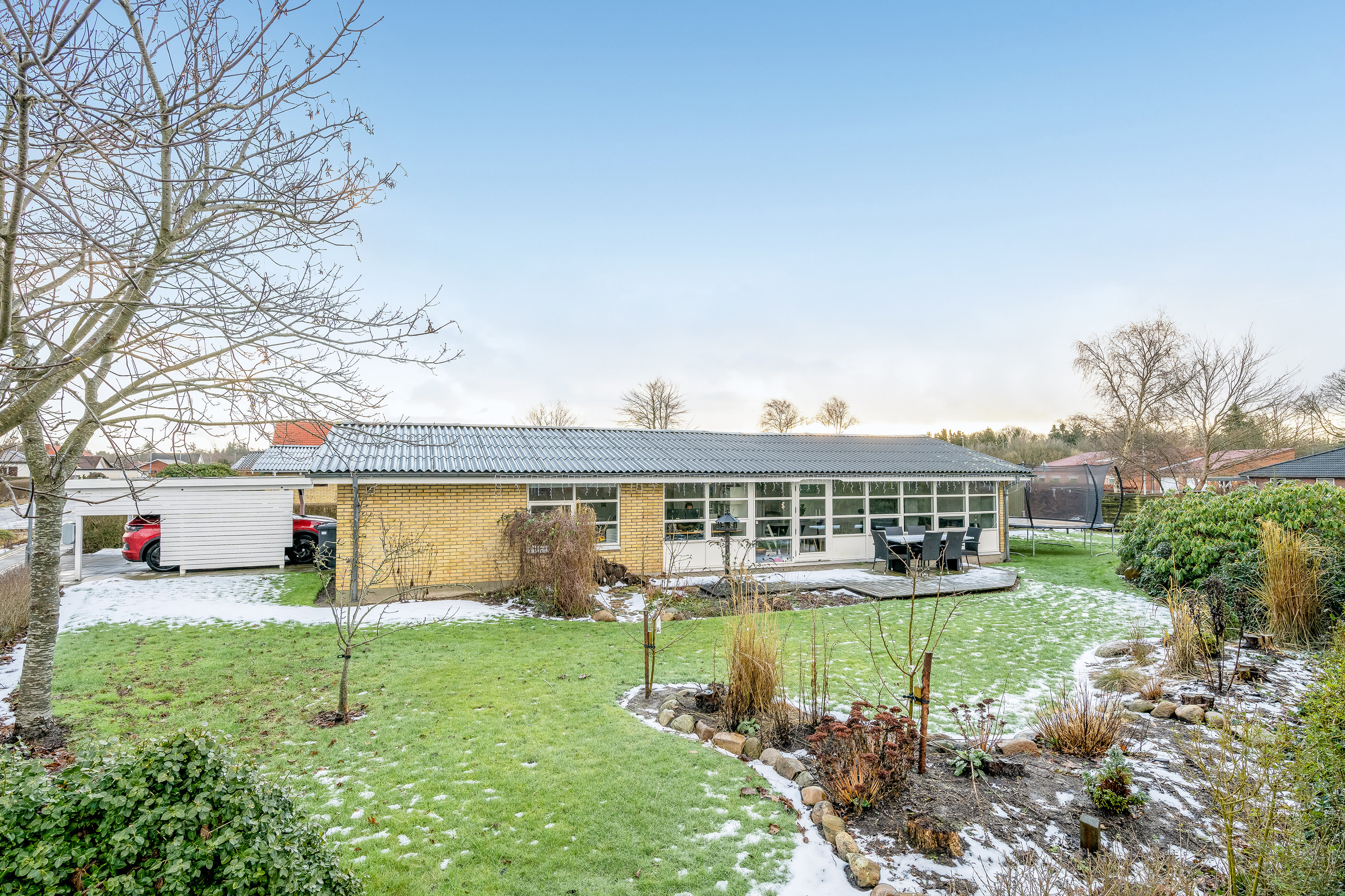 Fremhævet facade billede i fuldskærmstilstand. Billede af Korsvej 10, 6880 Tarm