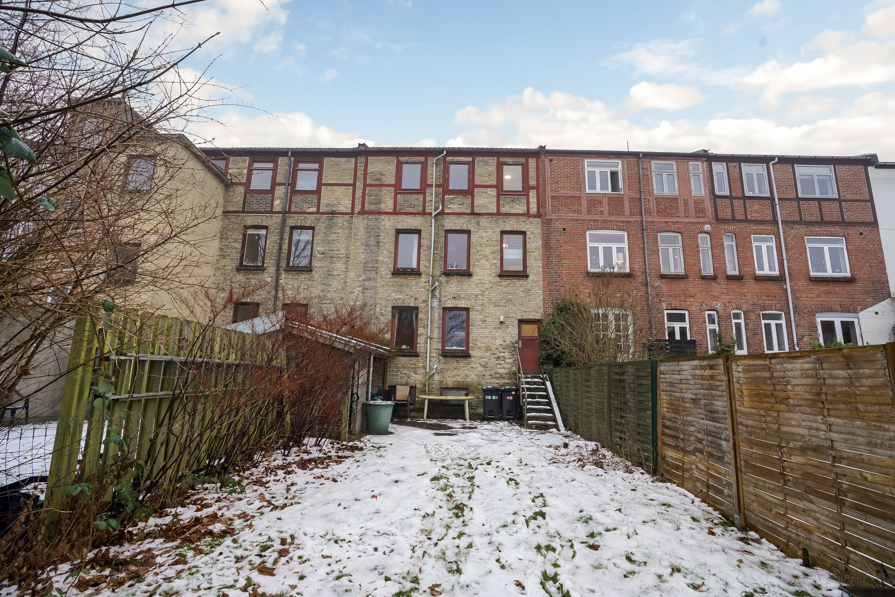 Fremhævet ejendommen billede i fuldskærmstilstand. Billede af Rødegårdsvej 34, 1., 5000 Odense C