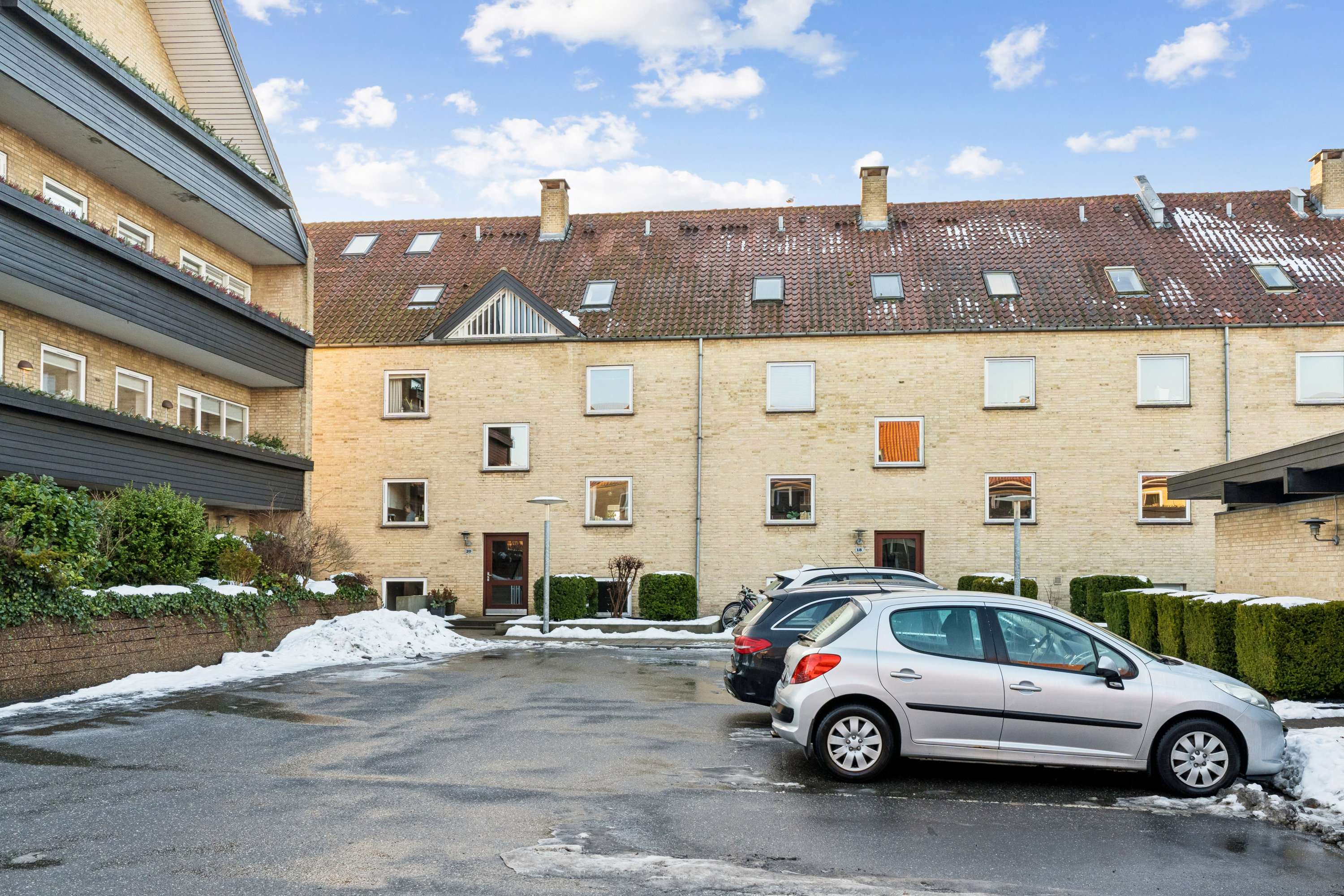 Fremhævet andet billede i fuldskærmstilstand. Billede af Fyrrebakken 20, 1. th., 9000 Aalborg