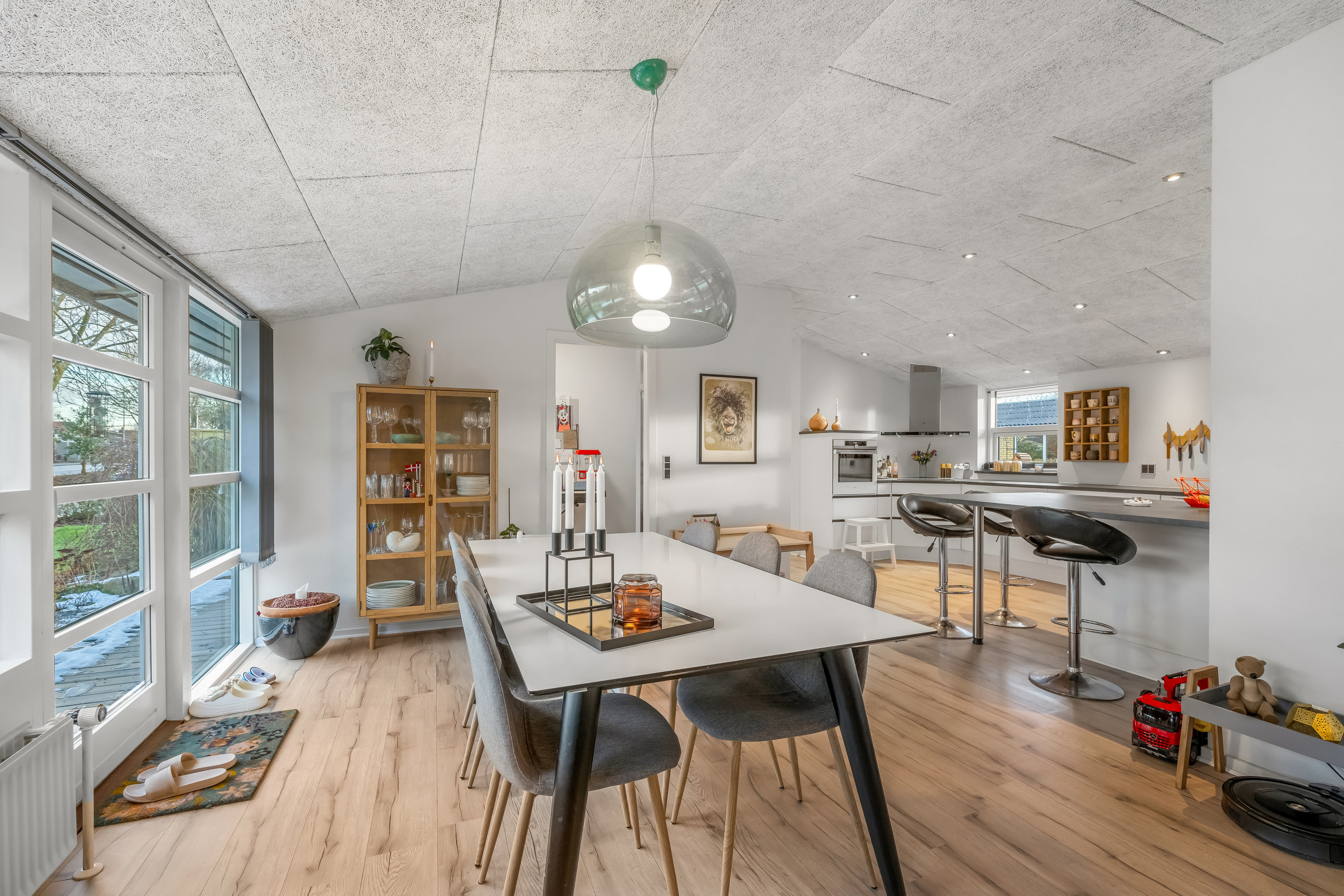 Fremhævet køkken stue  billede i fuldskærmstilstand. Billede af Korsvej 10, 6880 Tarm