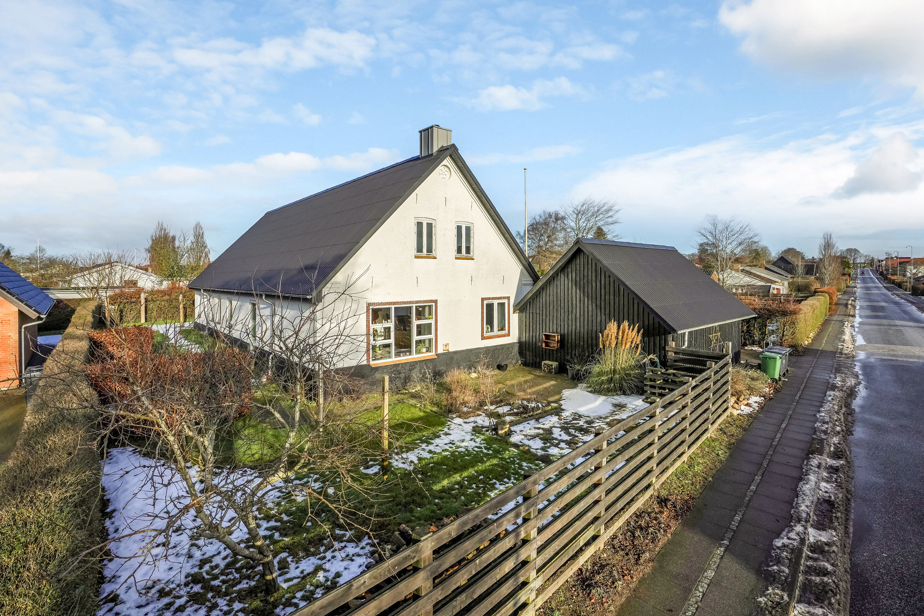 Fremhævet ejendommen billede i fuldskærmstilstand. Billede af Mølvangvej 50, 7300 Jelling