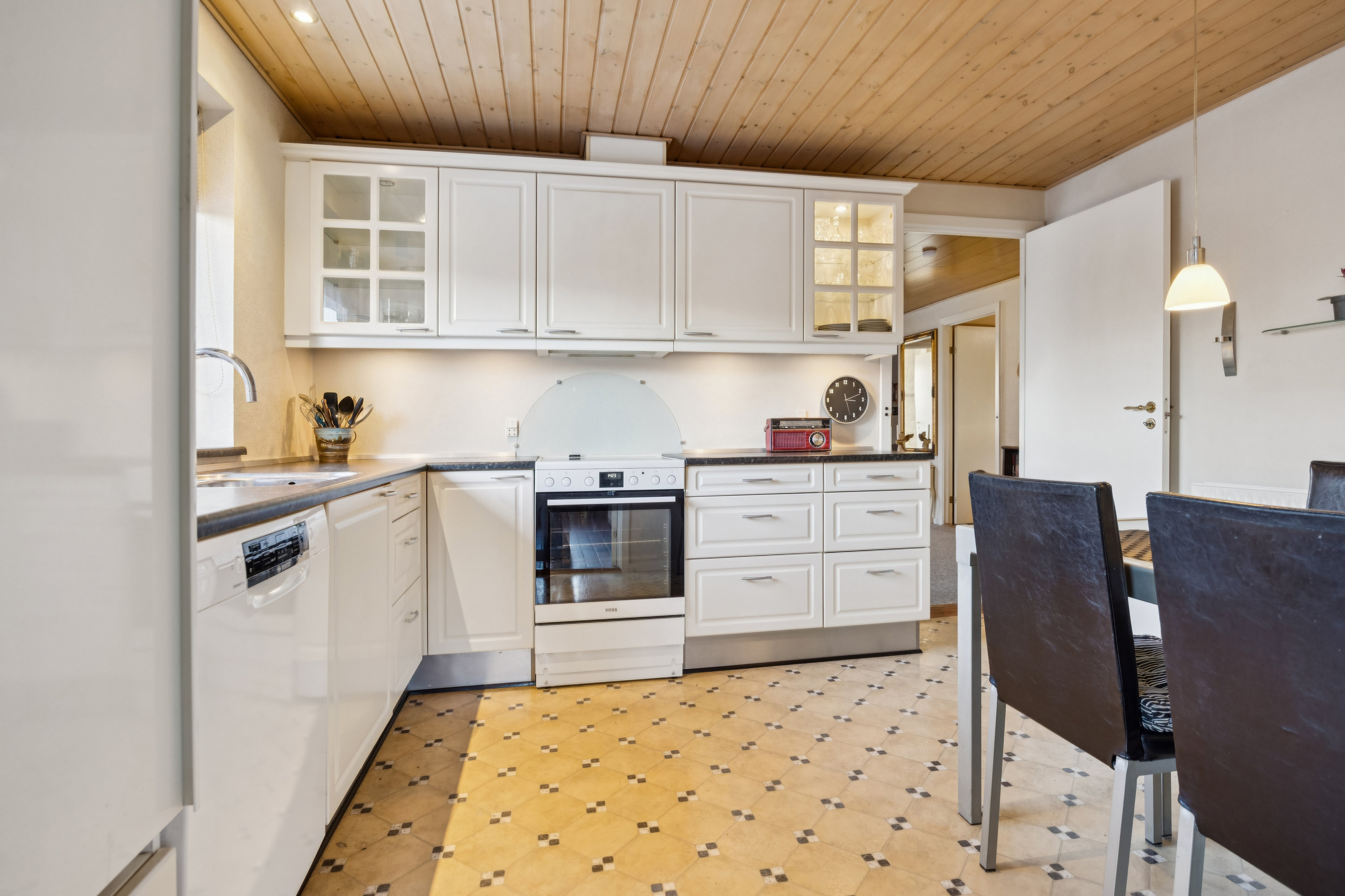 Fremhævet køkken billede i fuldskærmstilstand. Billede af Vestermarksvej 39, 9280 Storvorde