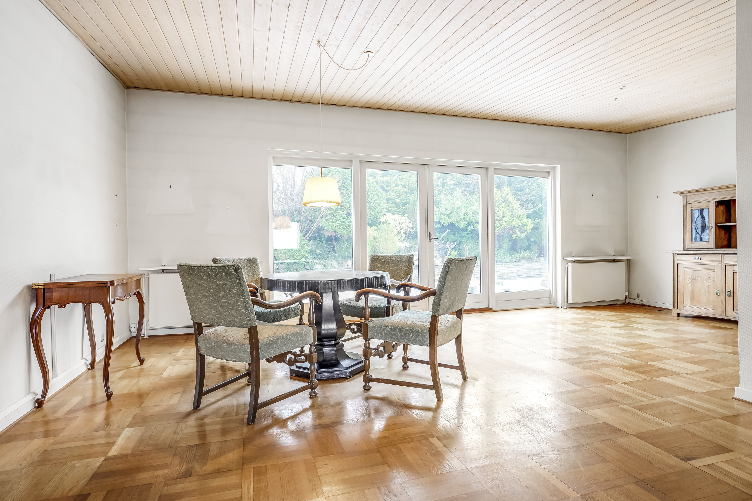 Fremhævet stue billede i fuldskærmstilstand. Billede af Bakkevænget 2, Tommerup St, 5690 Tommerup