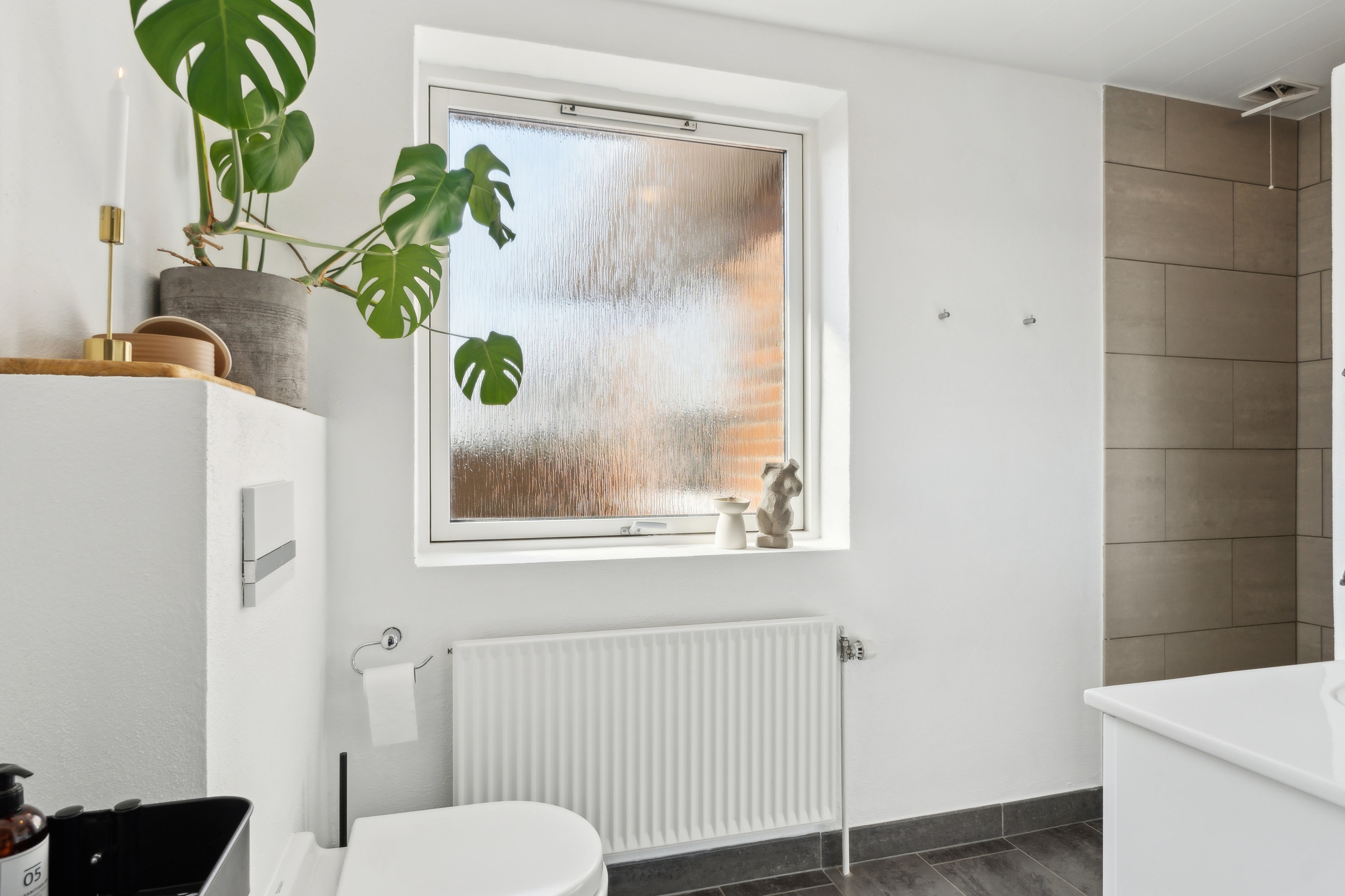 Fremhævet  billede i fuldskærmstilstand. Billede af Gugvej 158A, Gug, 9210 Aalborg SØ