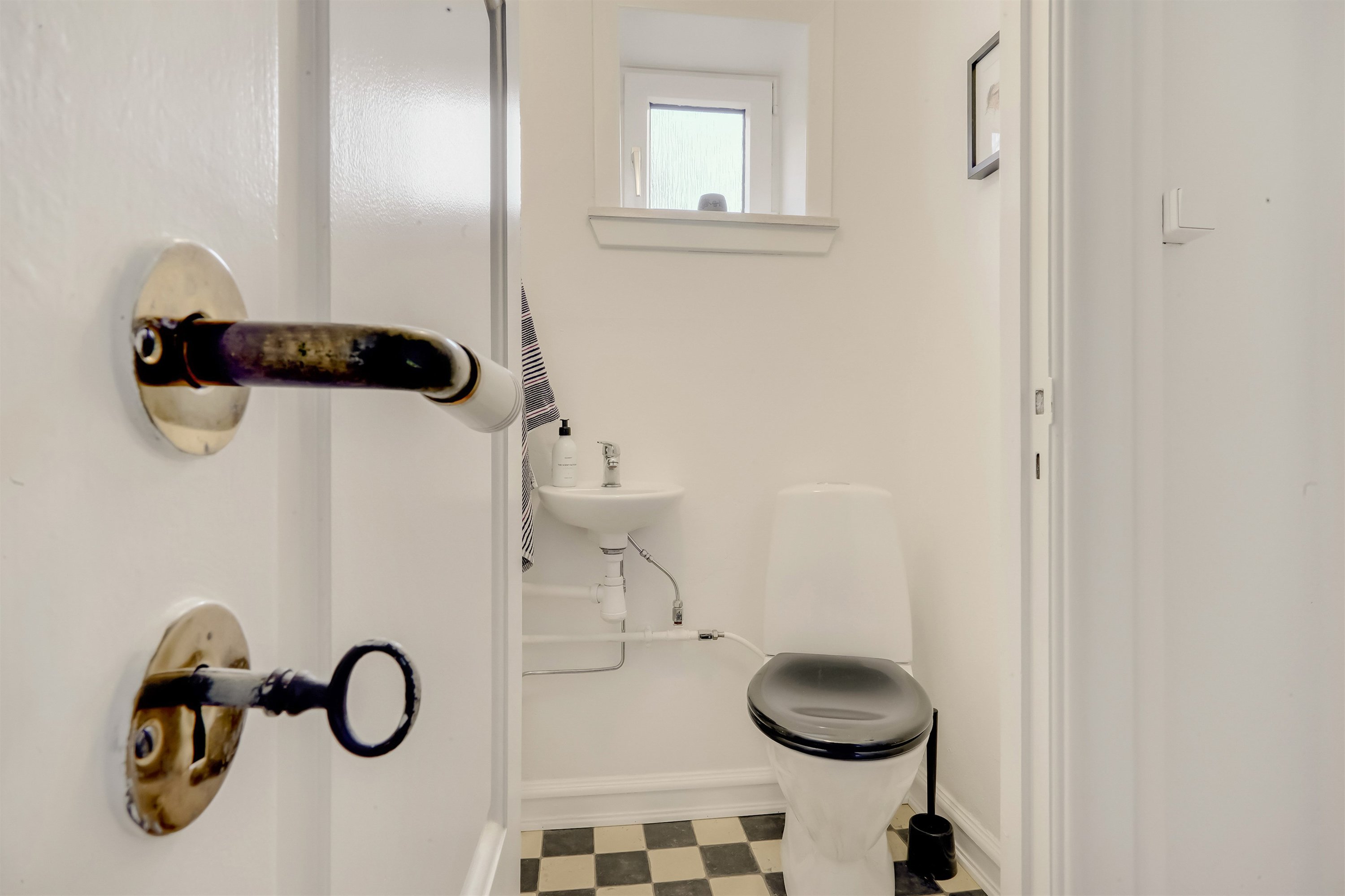 Fremhævet  billede i fuldskærmstilstand. Billede af Torvegade 88, st.., 6700 Esbjerg